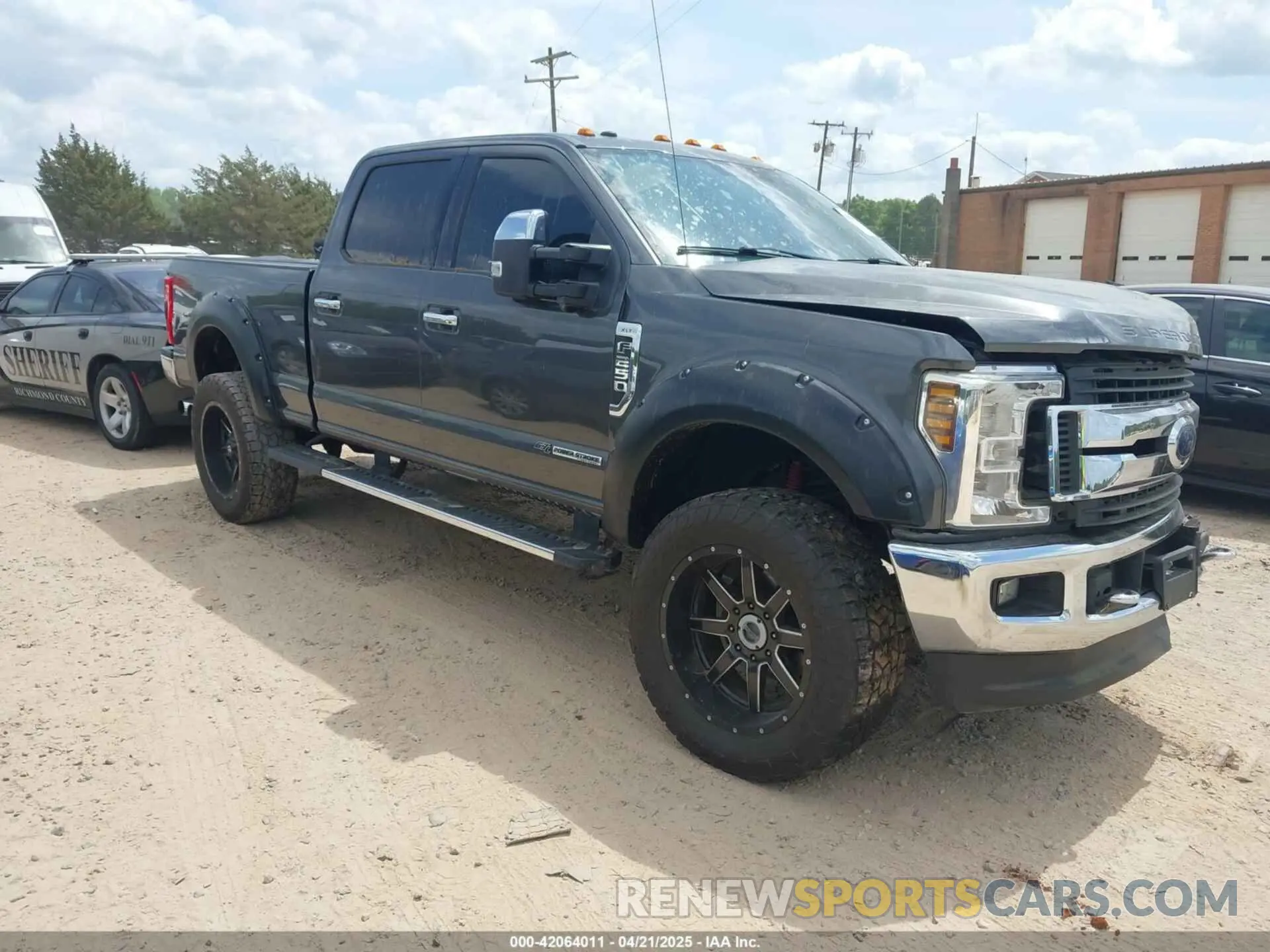 1 Фотография поврежденного автомобиля 1FT7W2BT4KEC03043 FORD F-250 2019