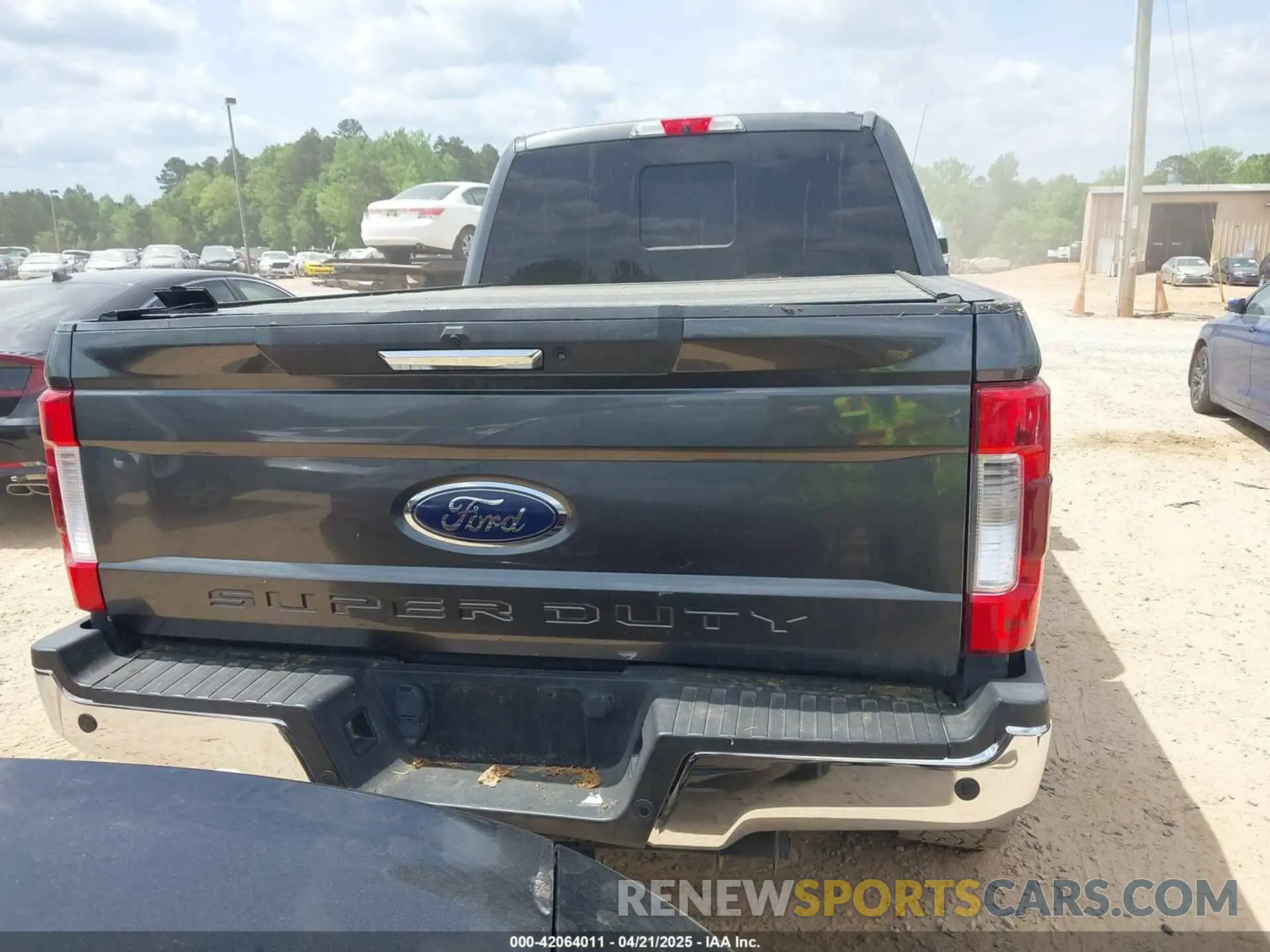 16 Фотография поврежденного автомобиля 1FT7W2BT4KEC03043 FORD F-250 2019