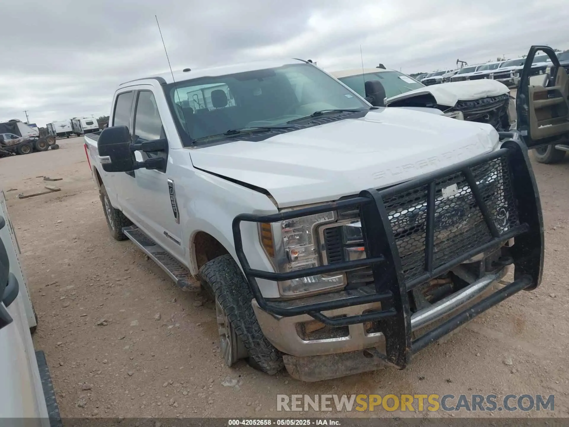 13 Фотография поврежденного автомобиля 1FT7W2BT4KEC10641 FORD F-250 2019