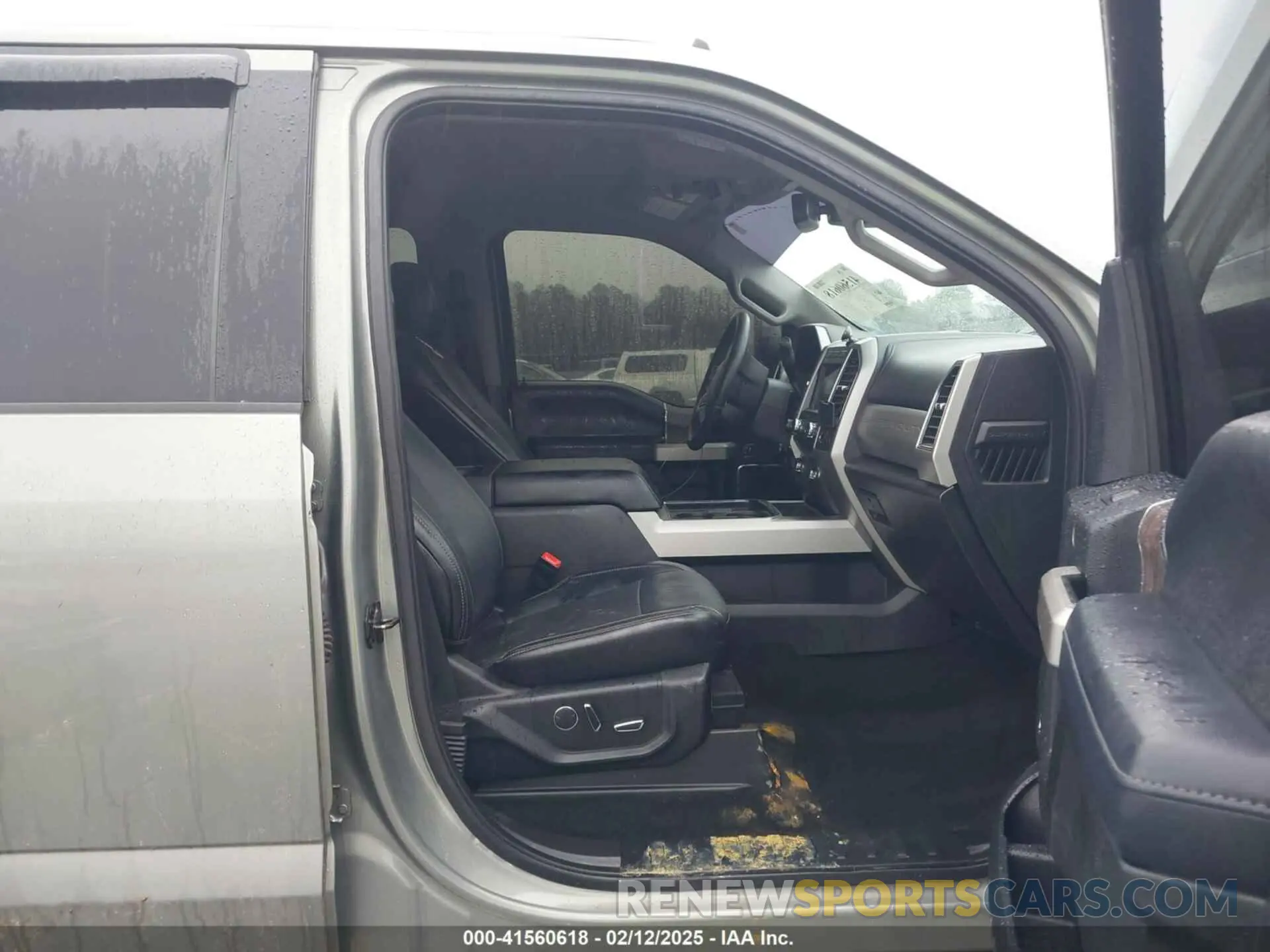 5 Photograph of a damaged car 1FT7W2BT4KEC65736 FORD F-250 2019