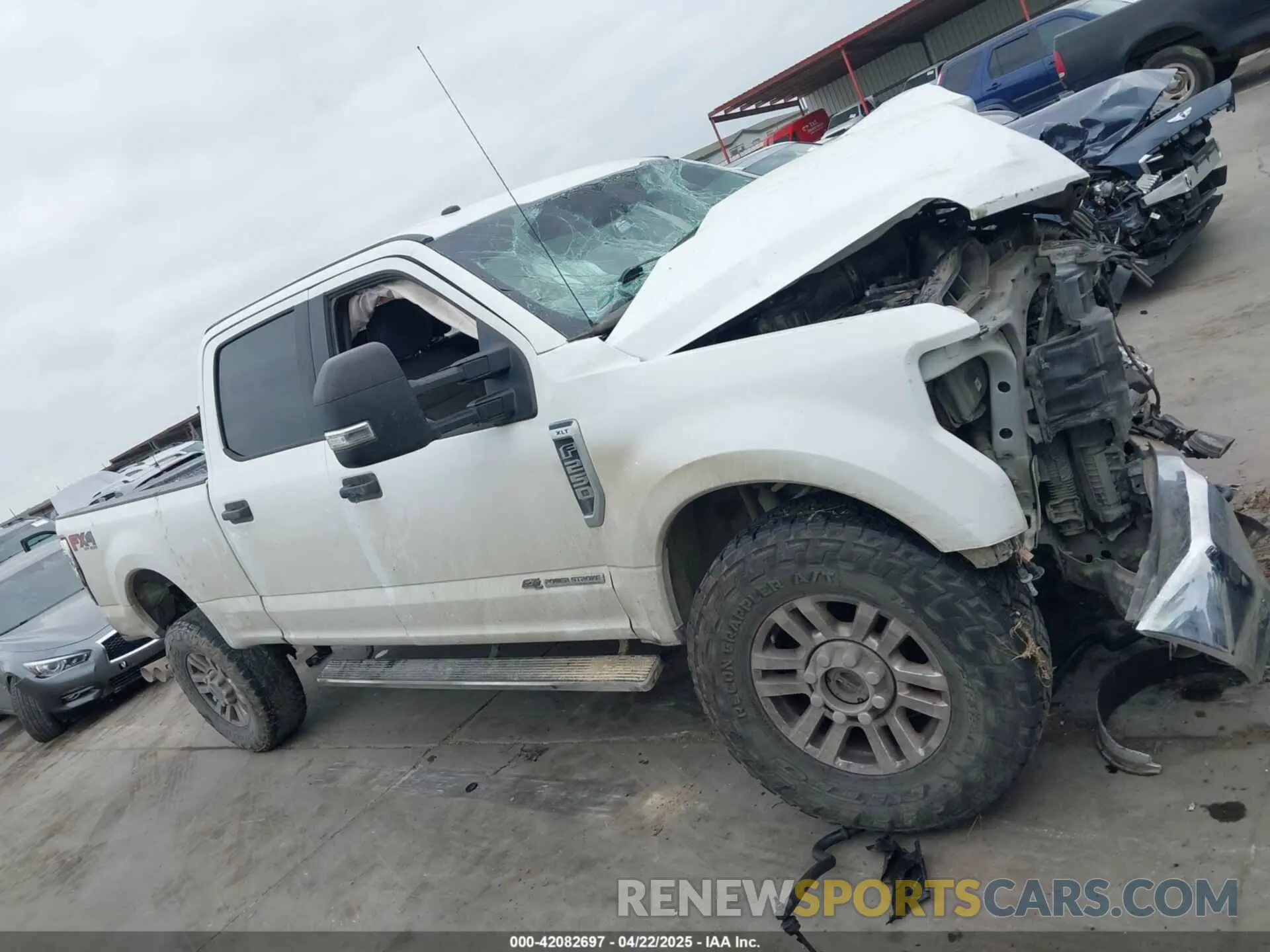 13 Photograph of a damaged car 1FT7W2BT4KEF15878 FORD F-250 2019