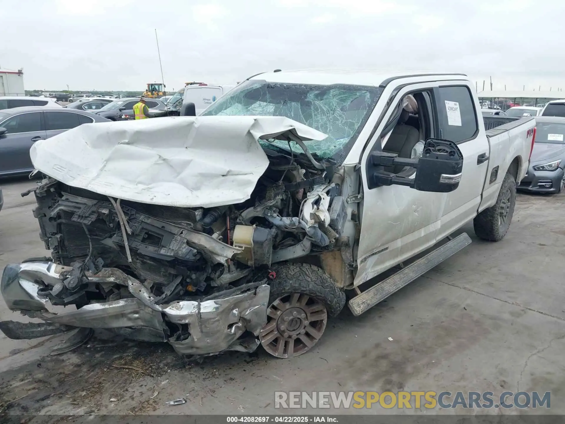 2 Photograph of a damaged car 1FT7W2BT4KEF15878 FORD F-250 2019