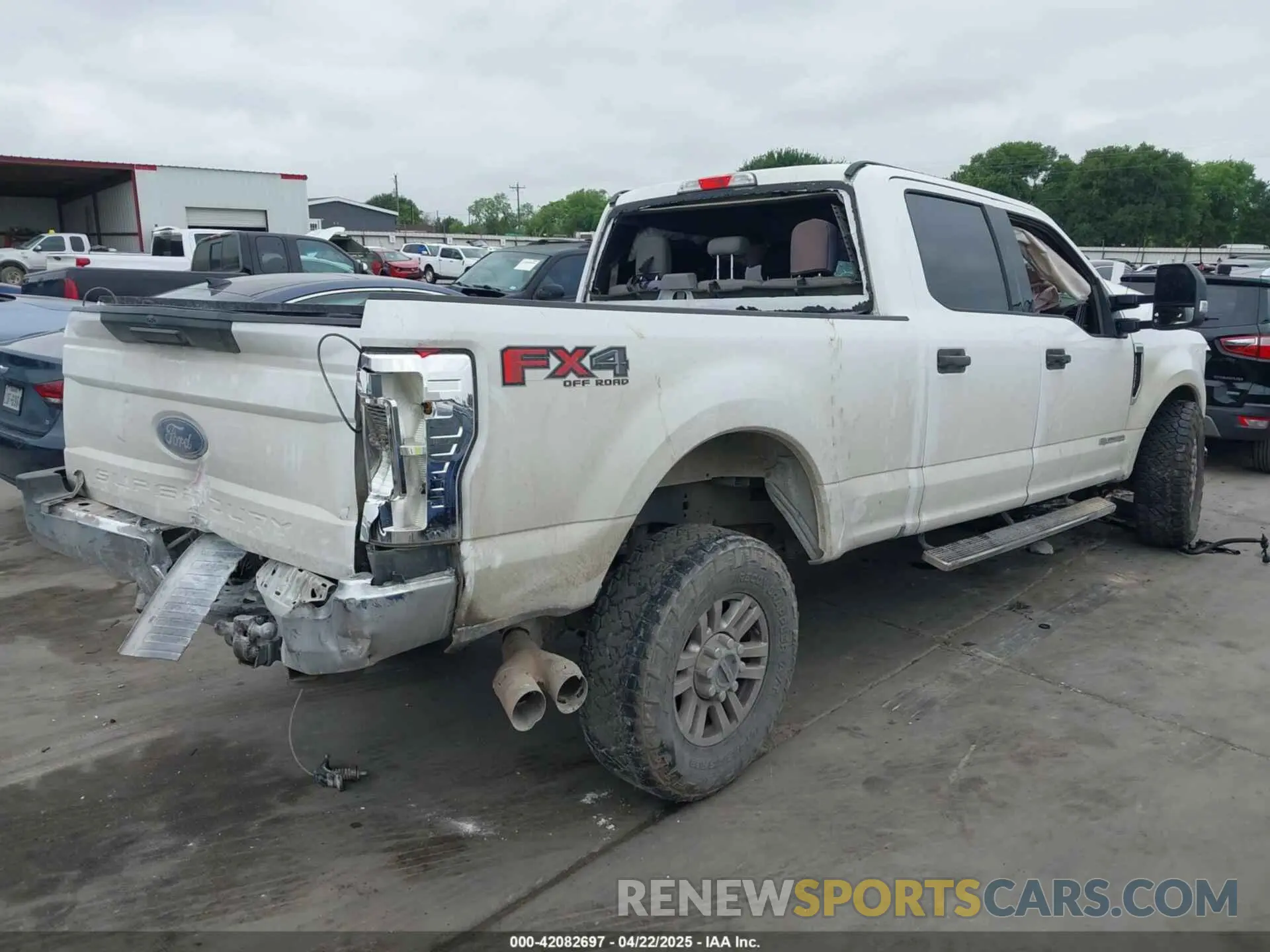 4 Photograph of a damaged car 1FT7W2BT4KEF15878 FORD F-250 2019