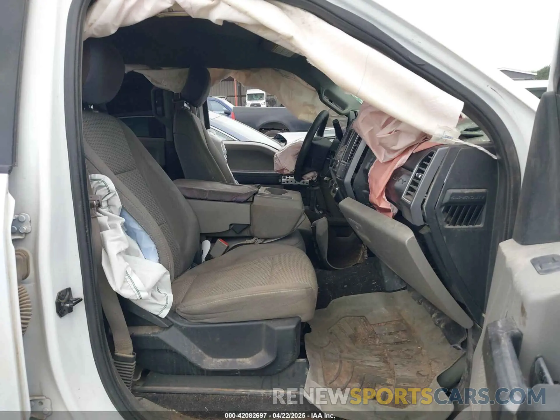 5 Photograph of a damaged car 1FT7W2BT4KEF15878 FORD F-250 2019