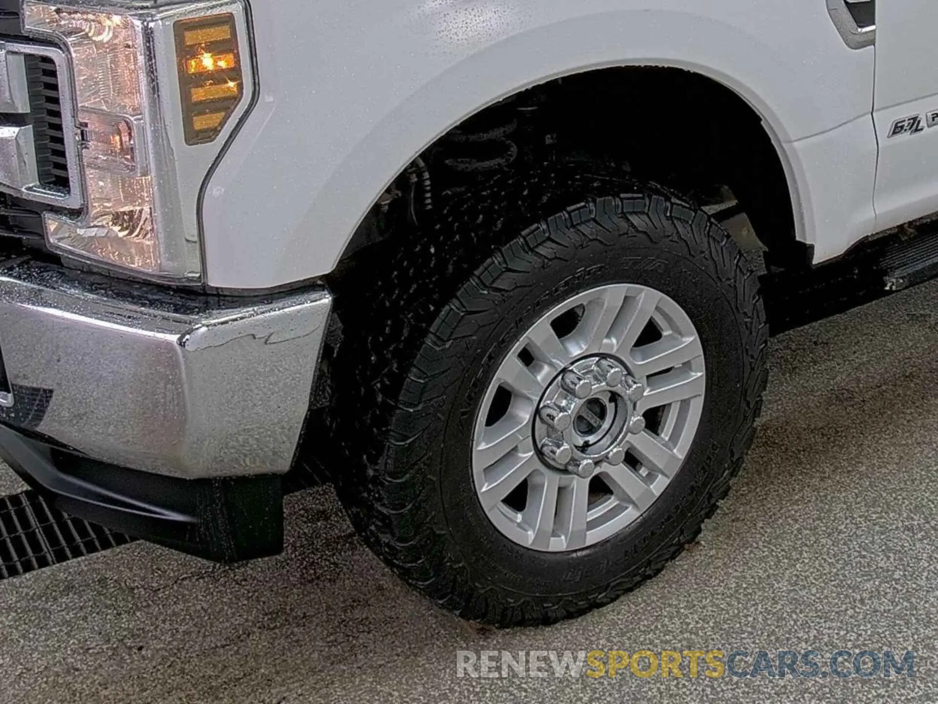 10 Фотография поврежденного автомобиля 1FT7W2BT4KEG47961 FORD F-250 2019
