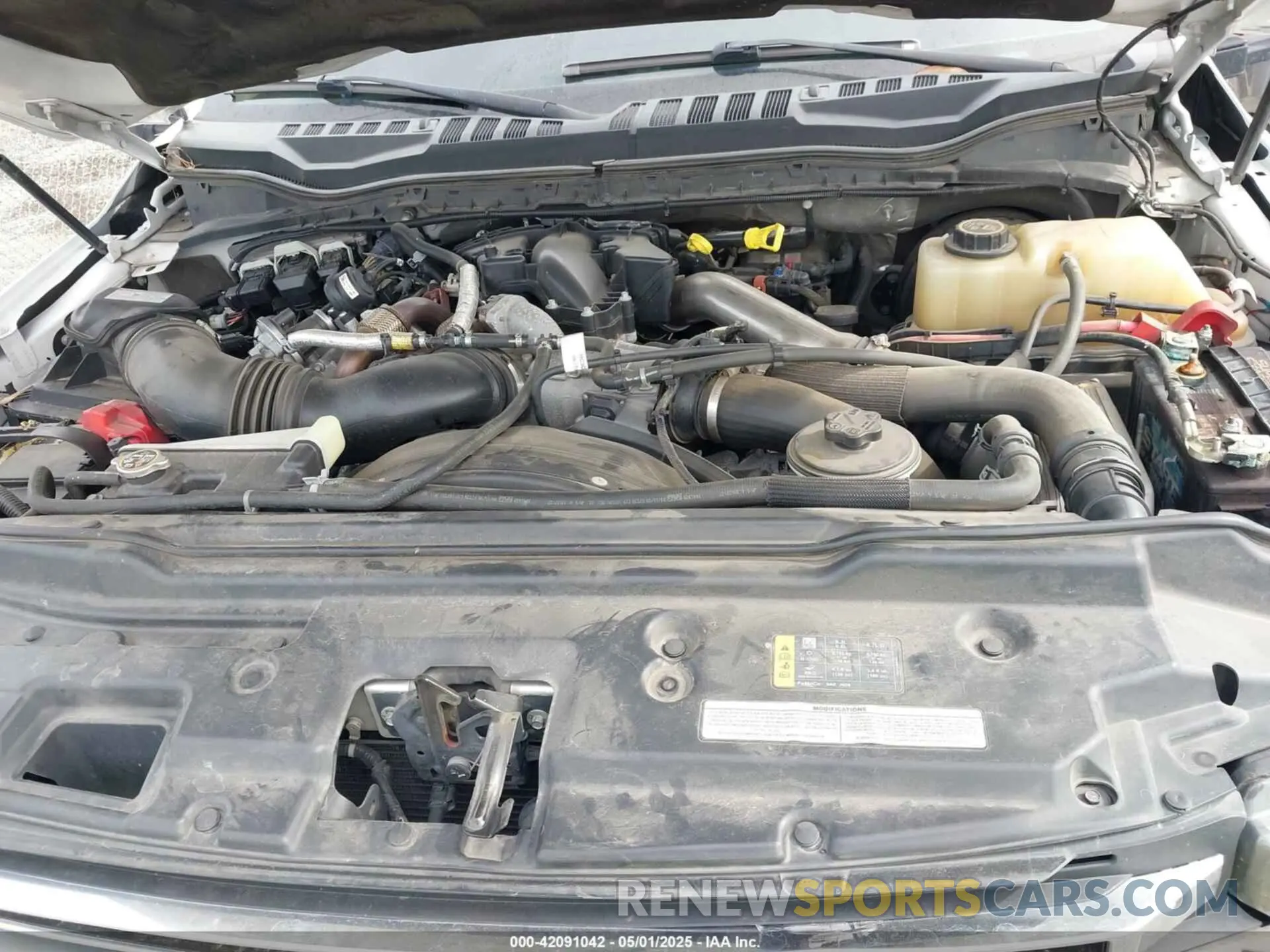 10 Photograph of a damaged car 1FT7W2BT6KEC56780 FORD F-250 2019