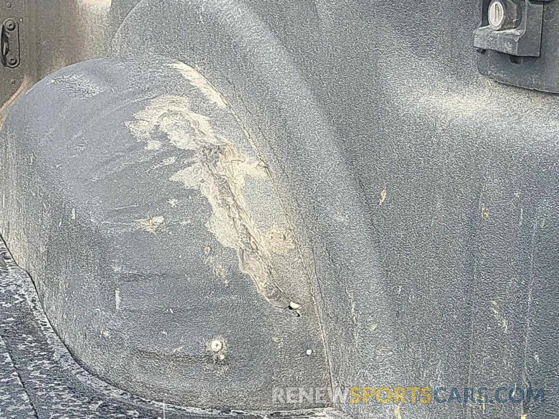 18 Photograph of a damaged car 1FT7W2BT6KED55115 FORD F-250 2019