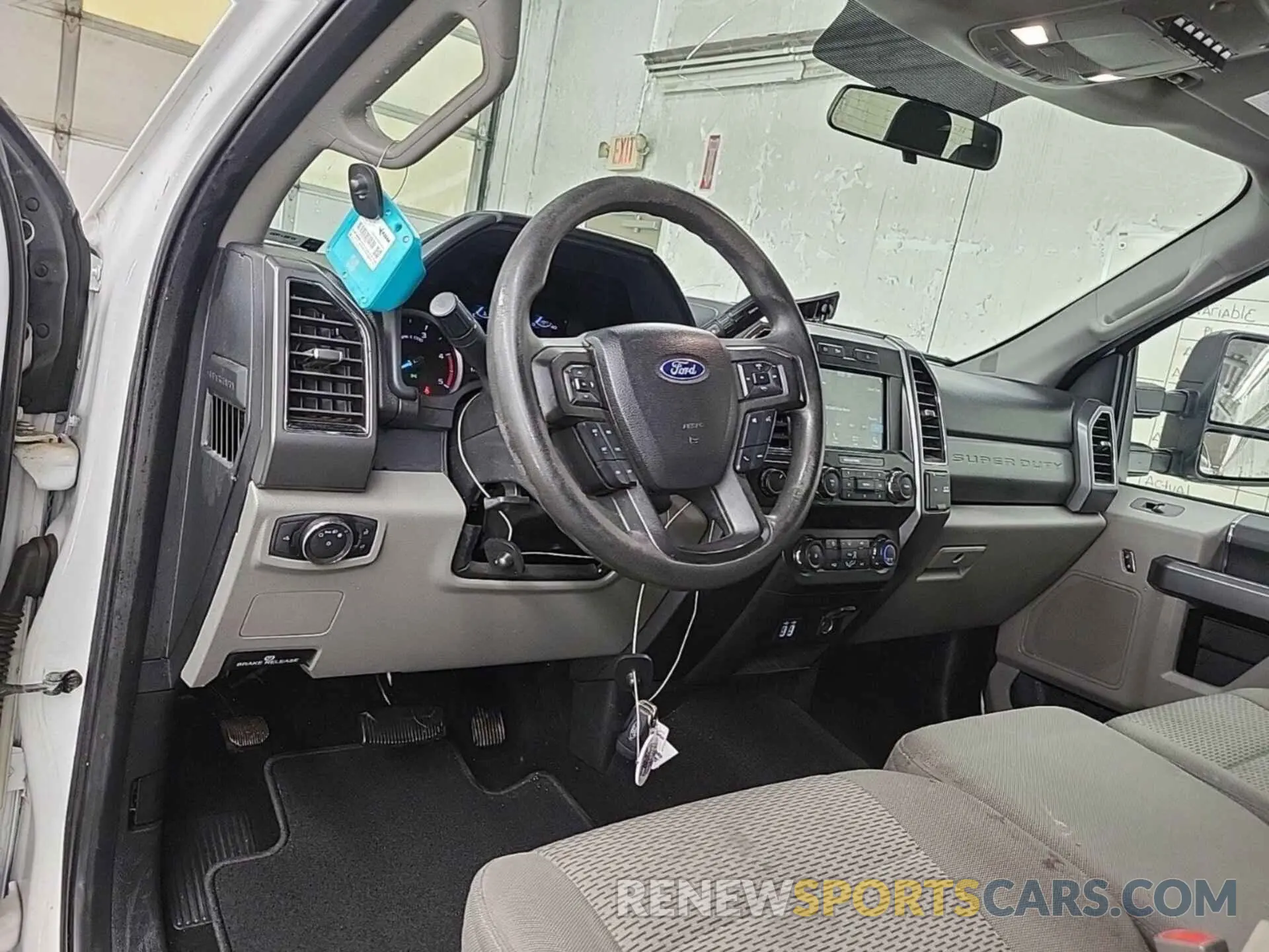 19 Photograph of a damaged car 1FT7W2BT6KED55115 FORD F-250 2019