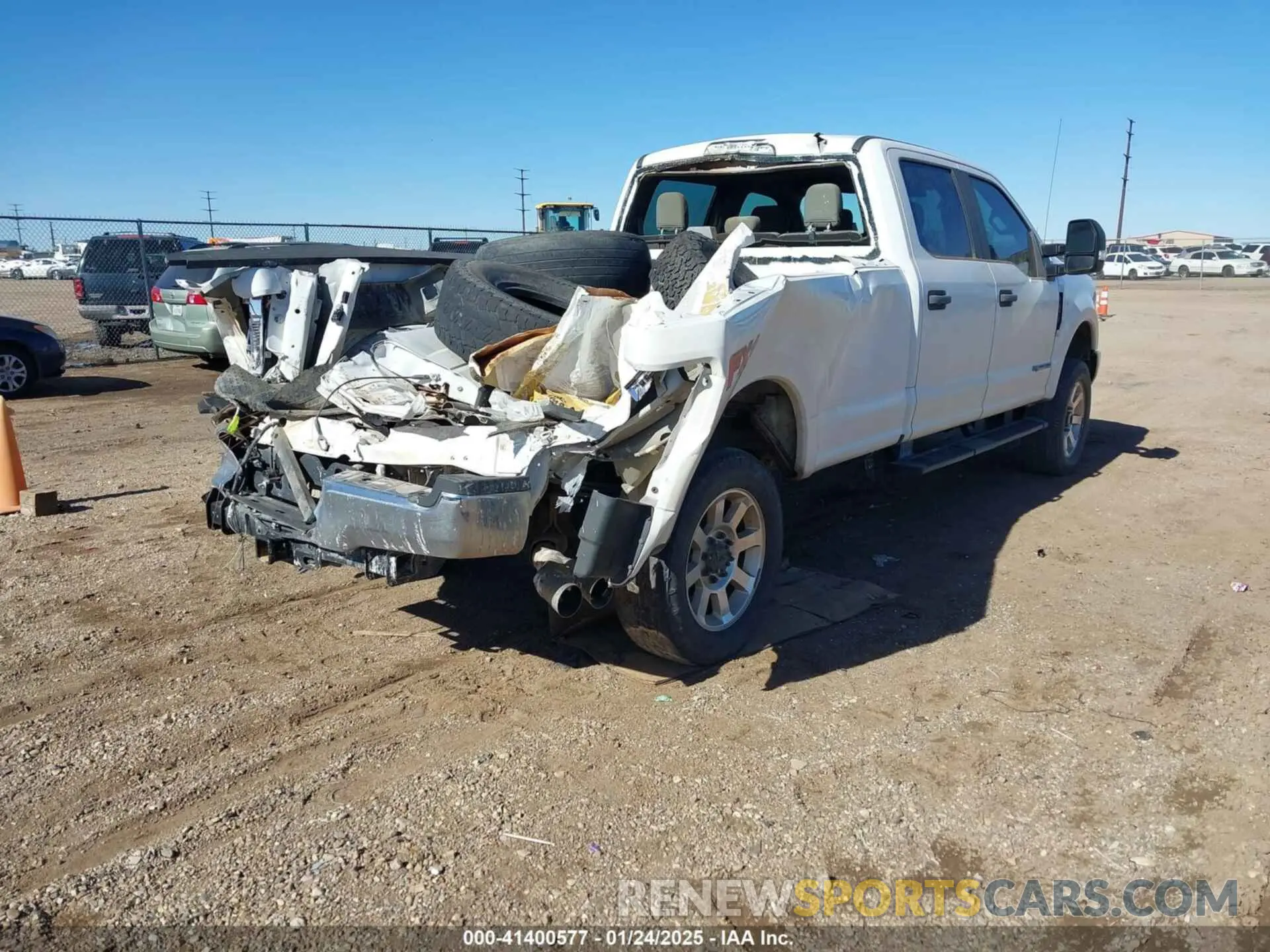 4 Photograph of a damaged car 1FT7W2BT7KED25993 FORD F-250 2019