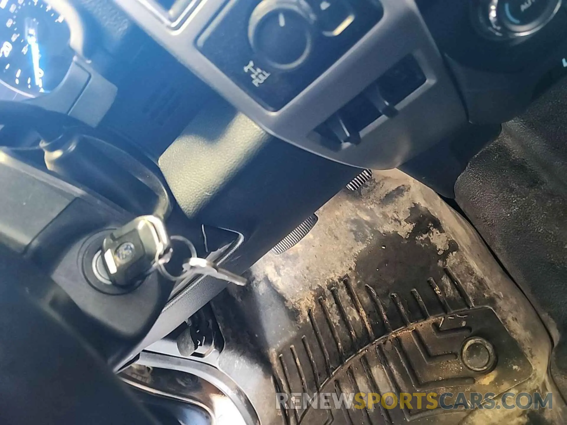 4 Фотография поврежденного автомобиля 1FT7W2BT7KEE90507 FORD F-250 2019