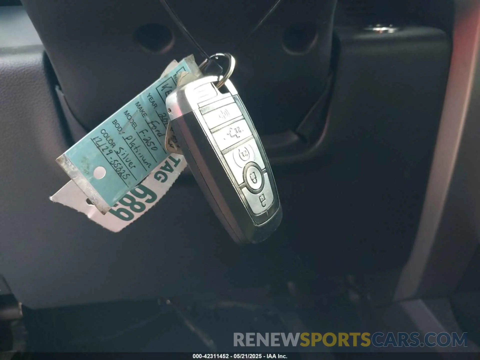 11 Photograph of a damaged car 1FT7W2BT7KEG65807 FORD F-250 2019