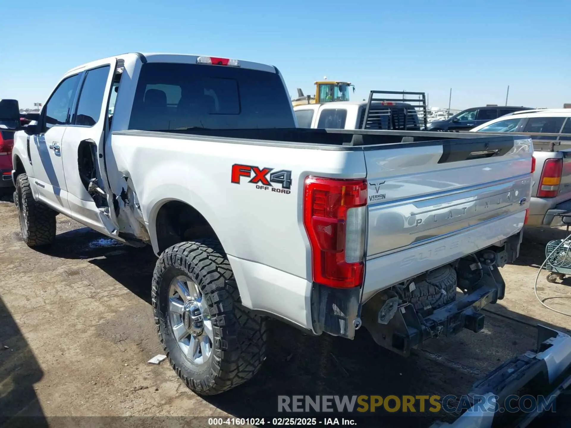 3 Photograph of a damaged car 1FT7W2BT8KEG16454 FORD F-250 2019