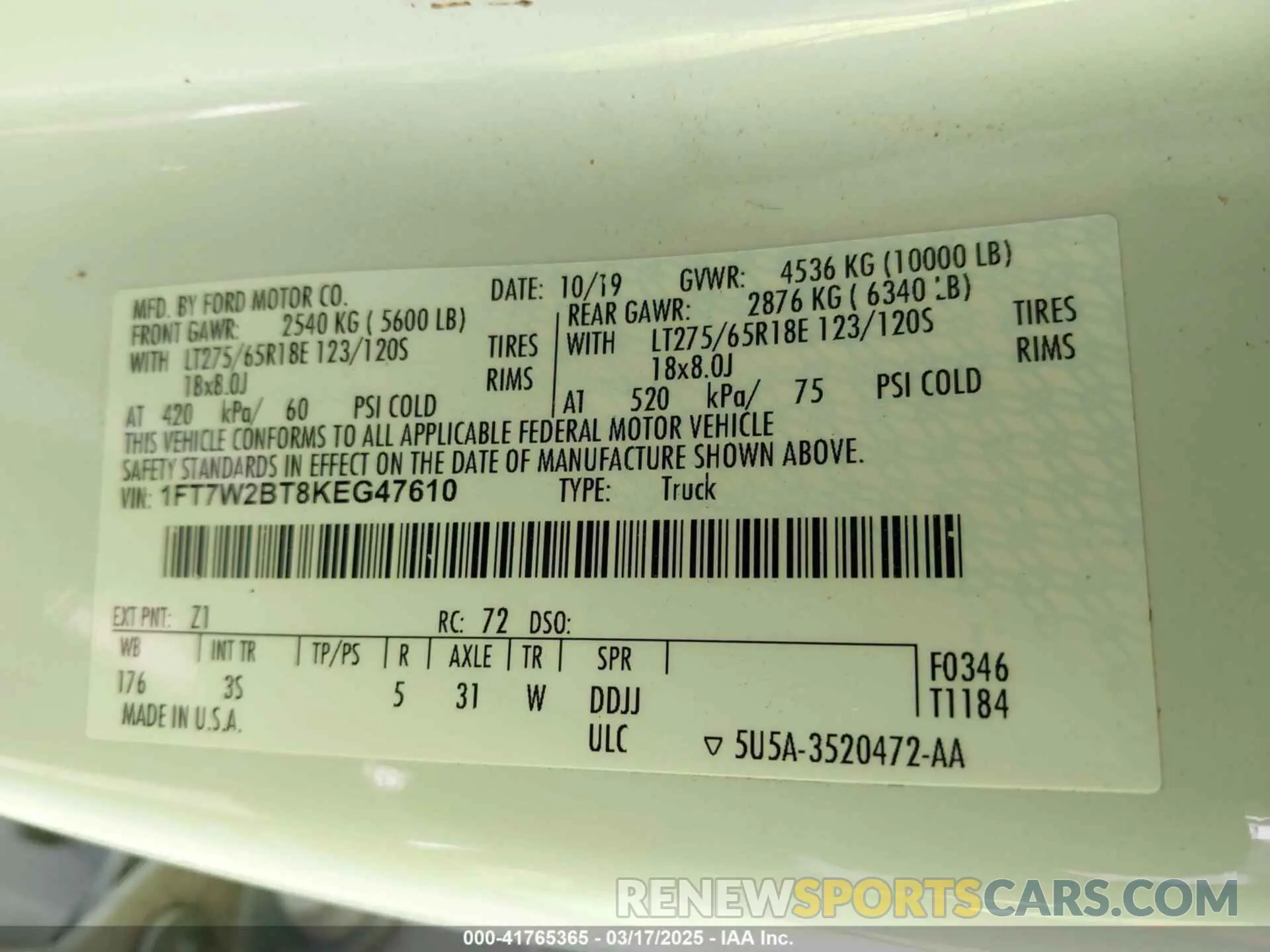 9 Photograph of a damaged car 1FT7W2BT8KEG47610 FORD F-250 2019