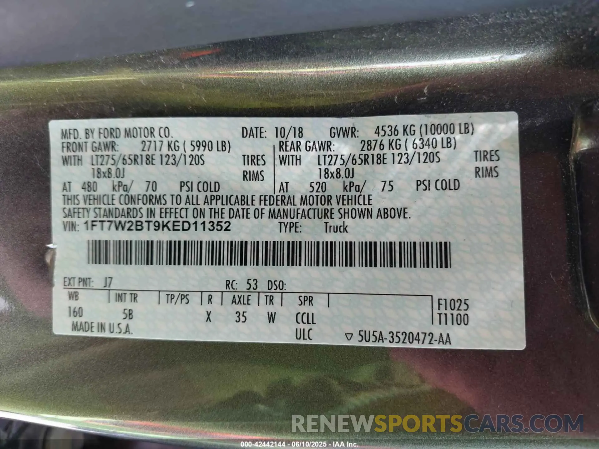 9 Photograph of a damaged car 1FT7W2BT9KED11352 FORD F-250 2019