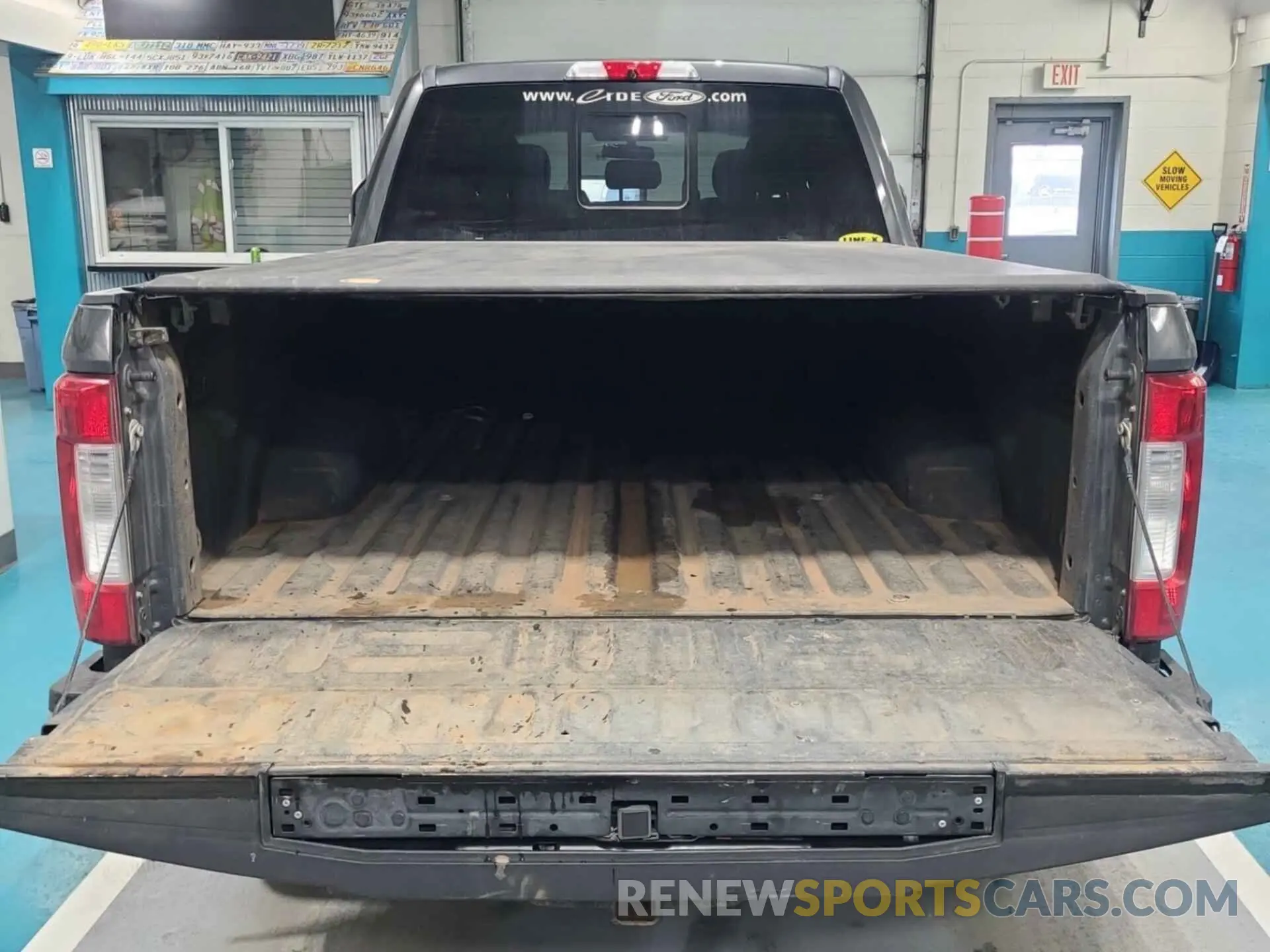 6 Фотография поврежденного автомобиля 1FT7W2BTXKED47504 FORD F-250 2019