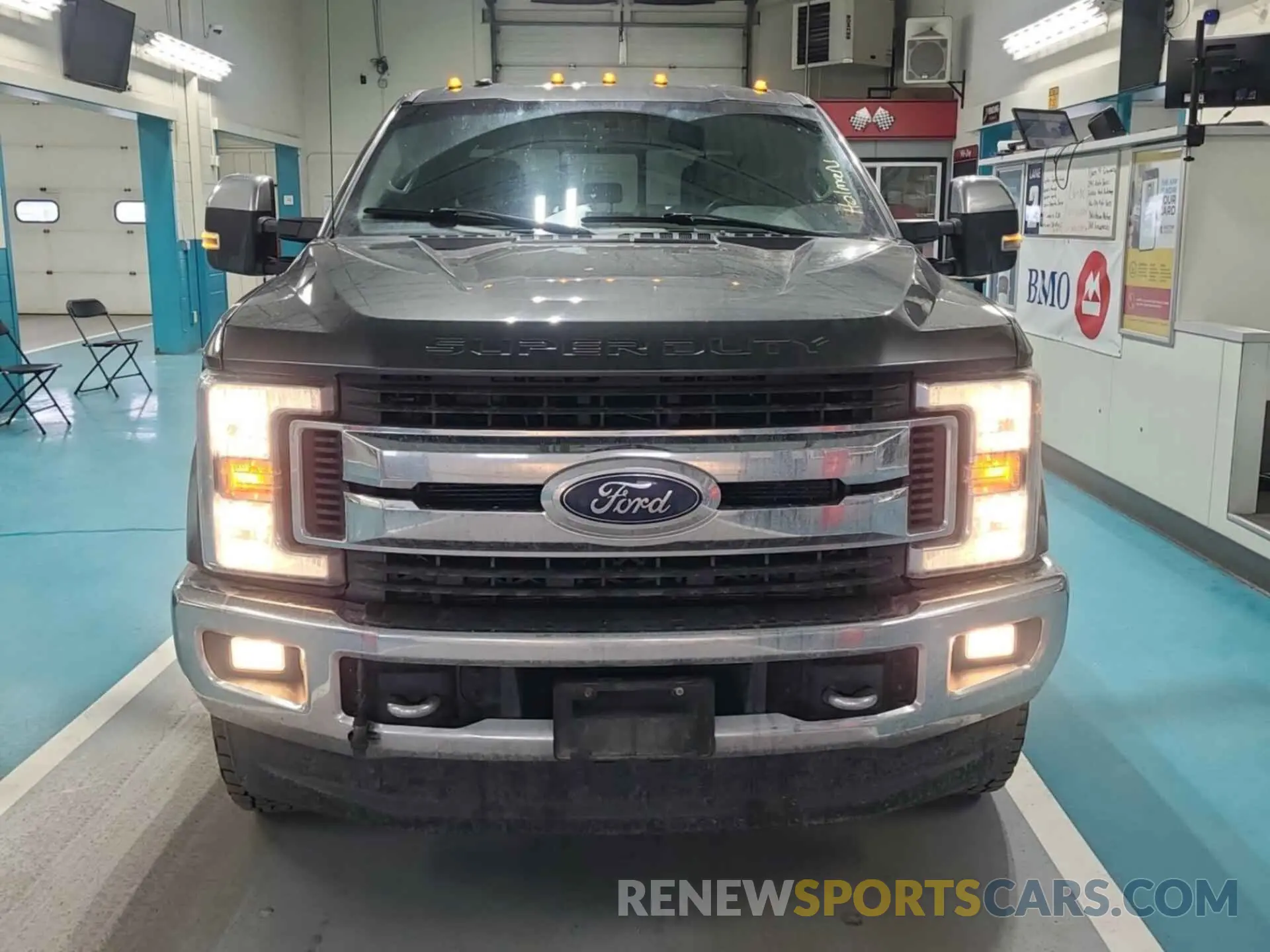8 Фотография поврежденного автомобиля 1FT7W2BTXKED47504 FORD F-250 2019