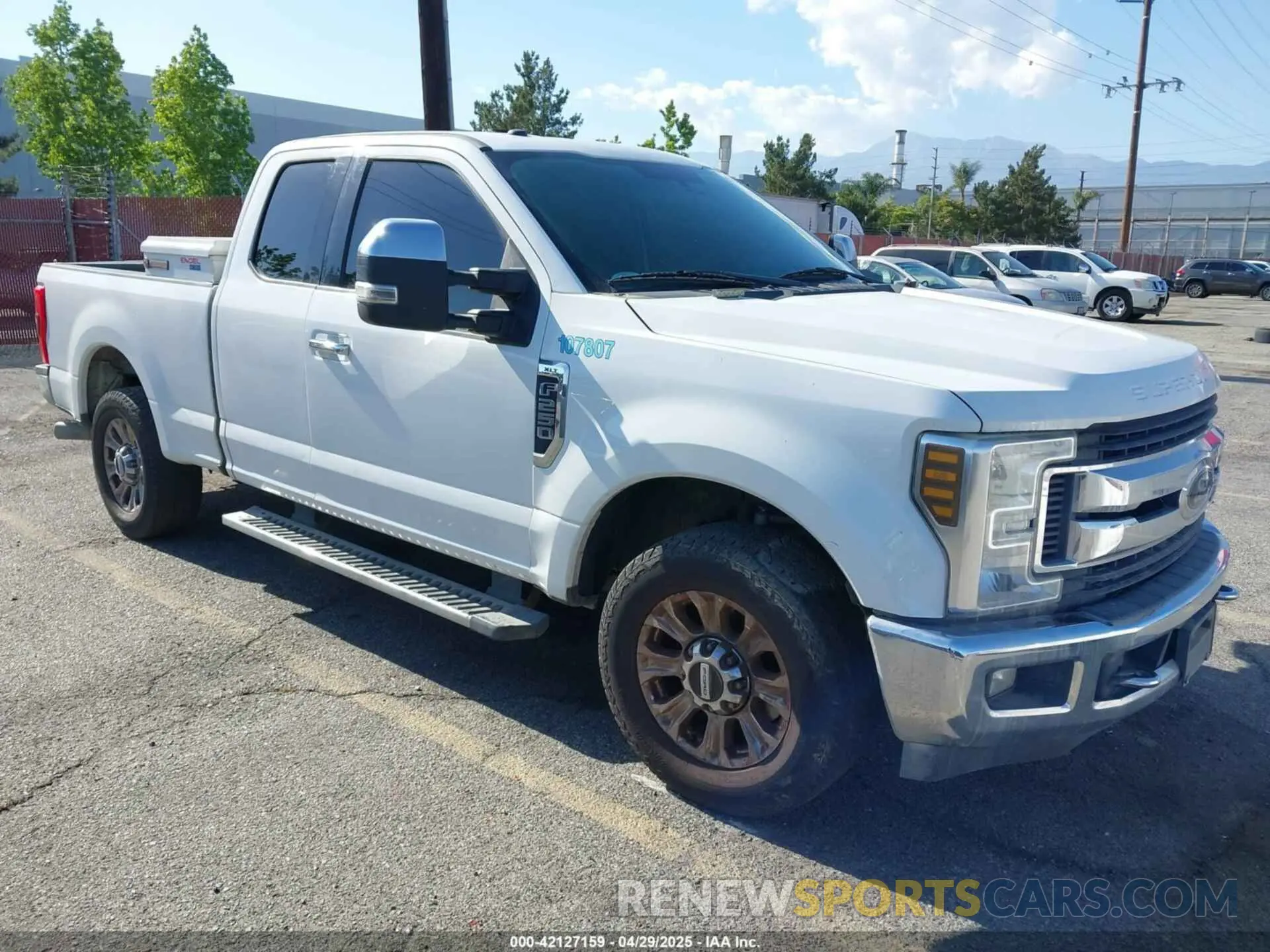 1 Photograph of a damaged car 1FT7X2A65KEC46783 FORD F-250 2019