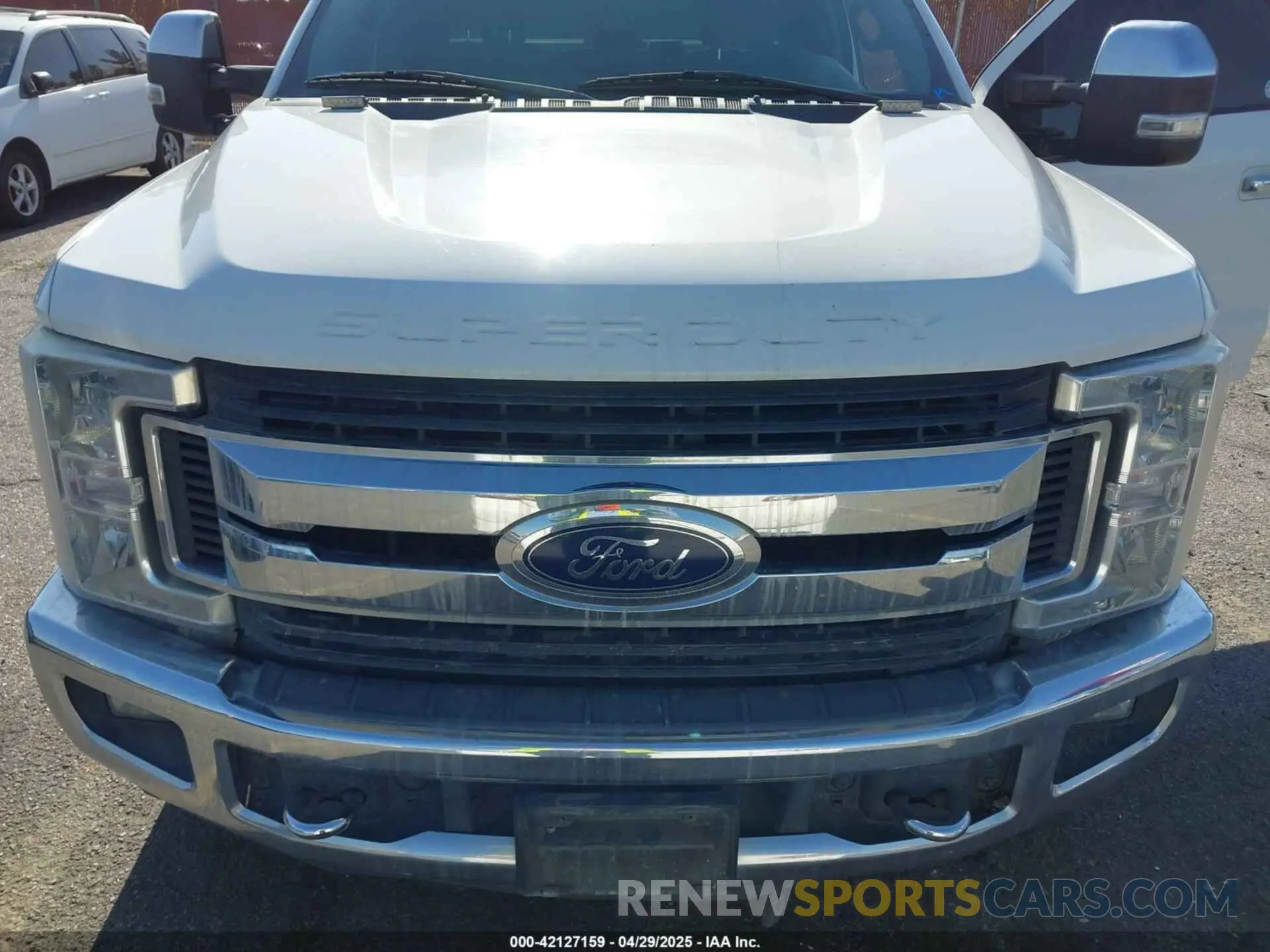 6 Photograph of a damaged car 1FT7X2A65KEC46783 FORD F-250 2019