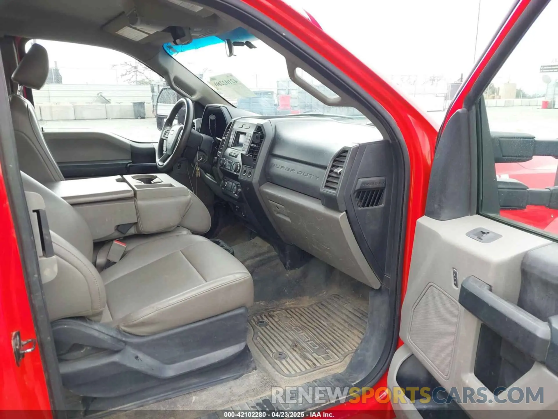 5 Photograph of a damaged car 1FT7X2A66KED72098 FORD F-250 2019