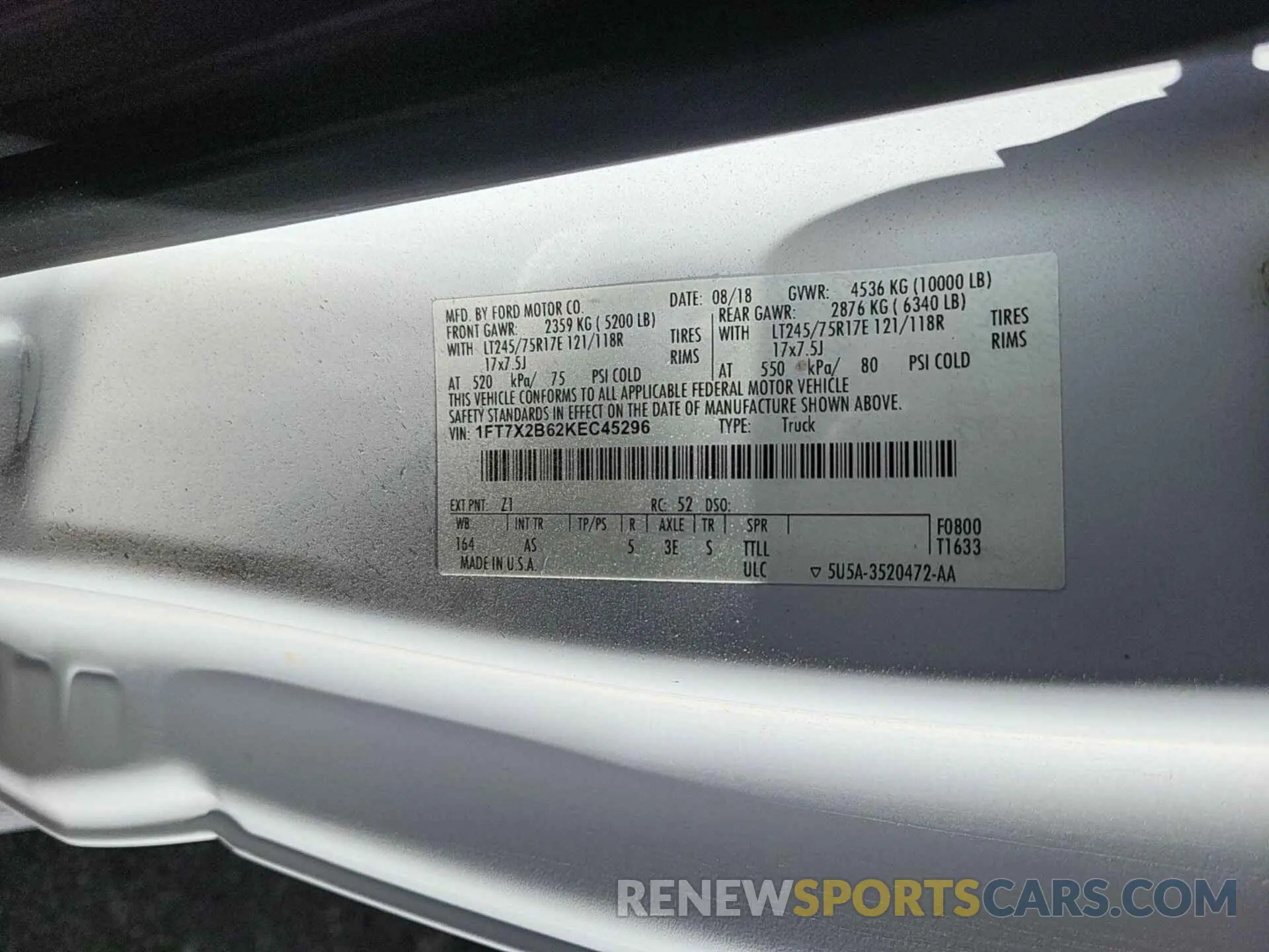 9 Photograph of a damaged car 1FT7X2B62KEC45296 FORD F-250 2019