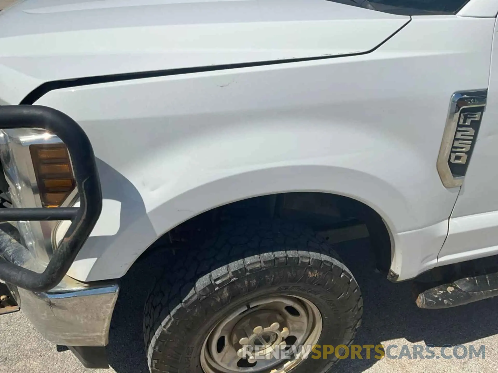 4 Фотография поврежденного автомобиля 1FT7X2B65KED39706 FORD F-250 2019