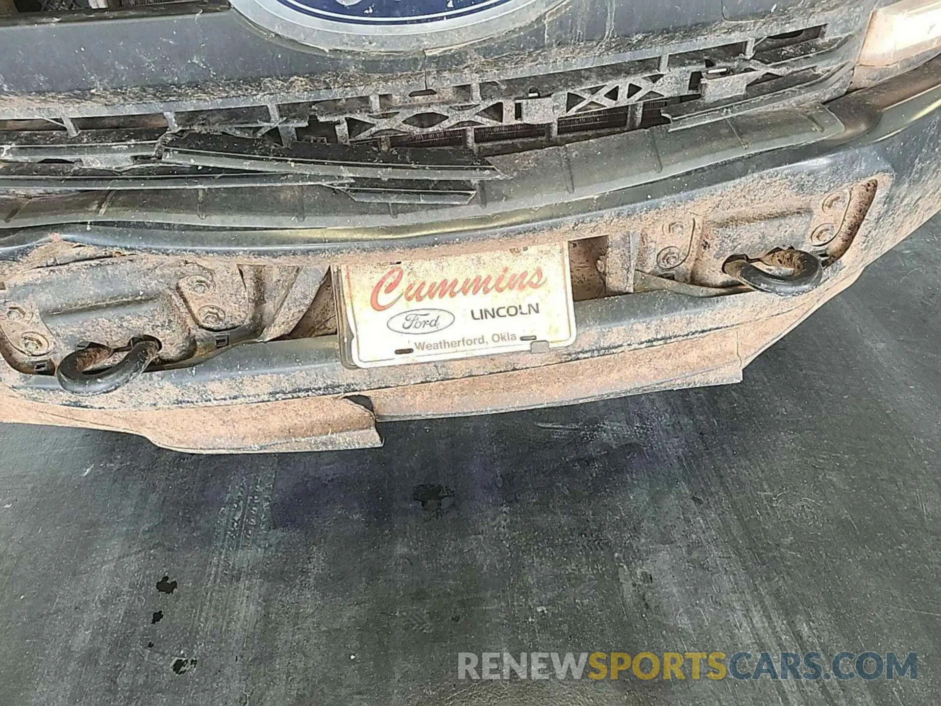 27 Photograph of a damaged car 1FT7X2B65KEF23074 FORD F-250 2019