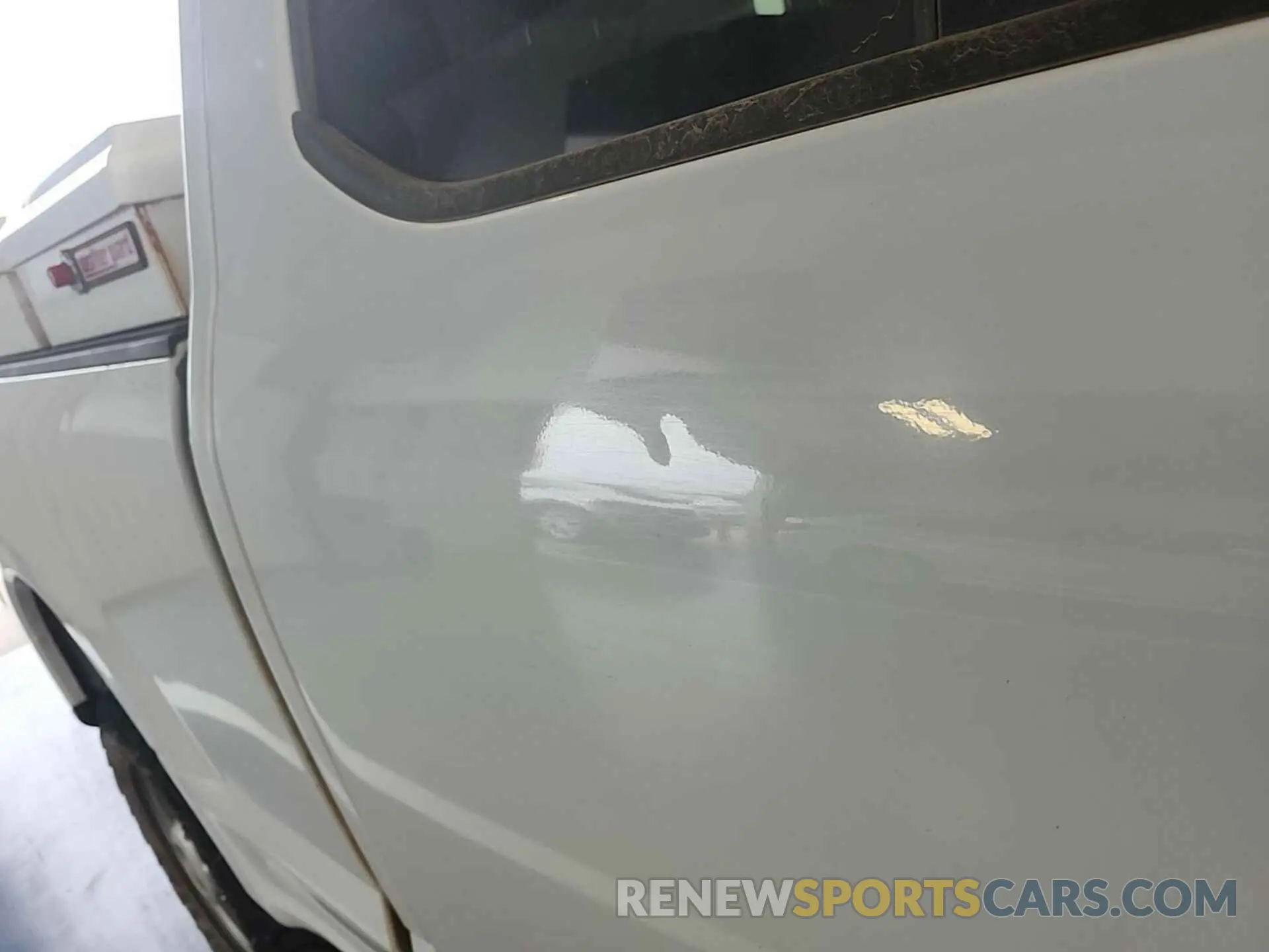 30 Photograph of a damaged car 1FT7X2B65KEF23074 FORD F-250 2019
