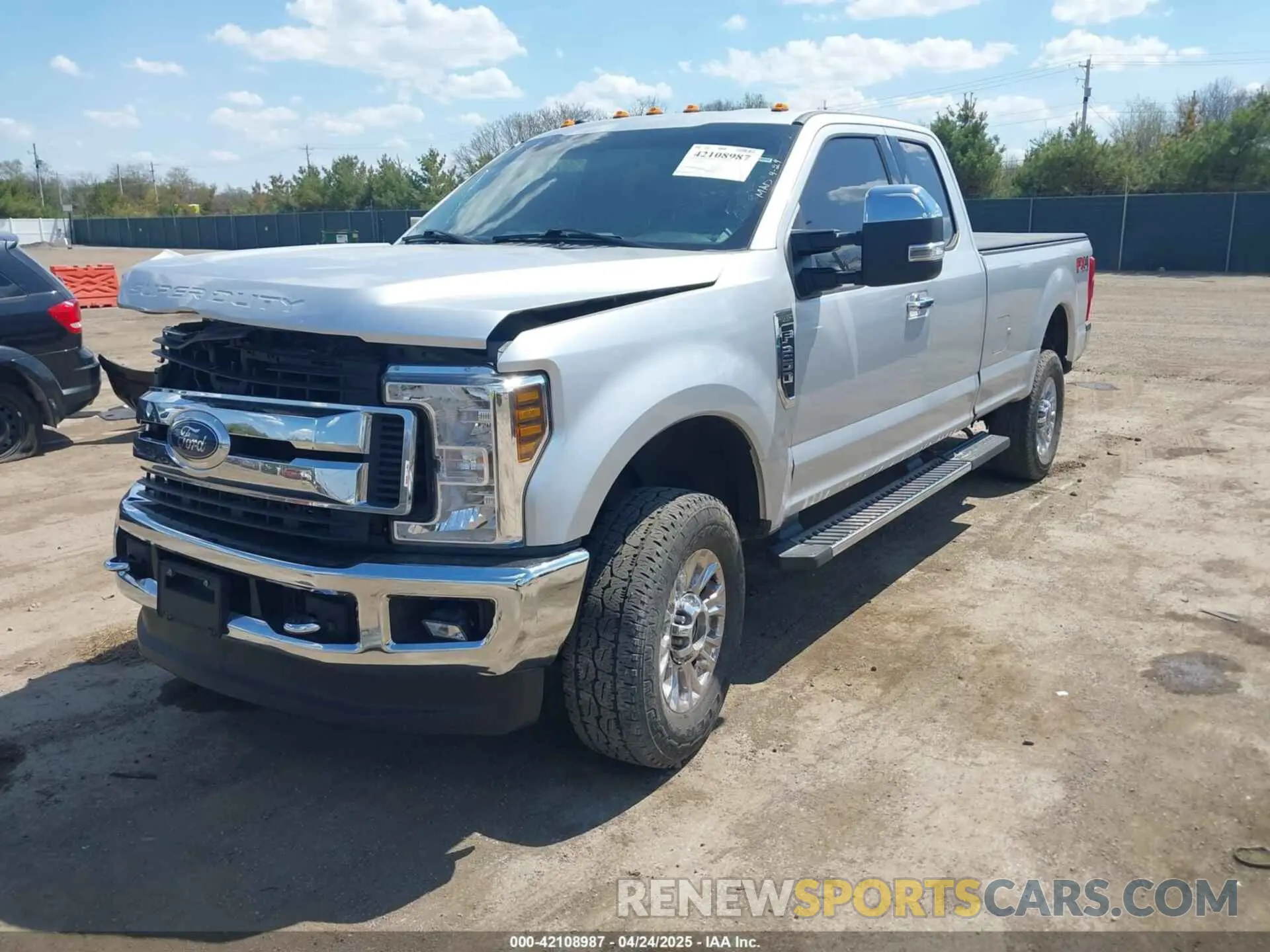 2 Photograph of a damaged car 1FT7X2B68KED62638 FORD F-250 2019