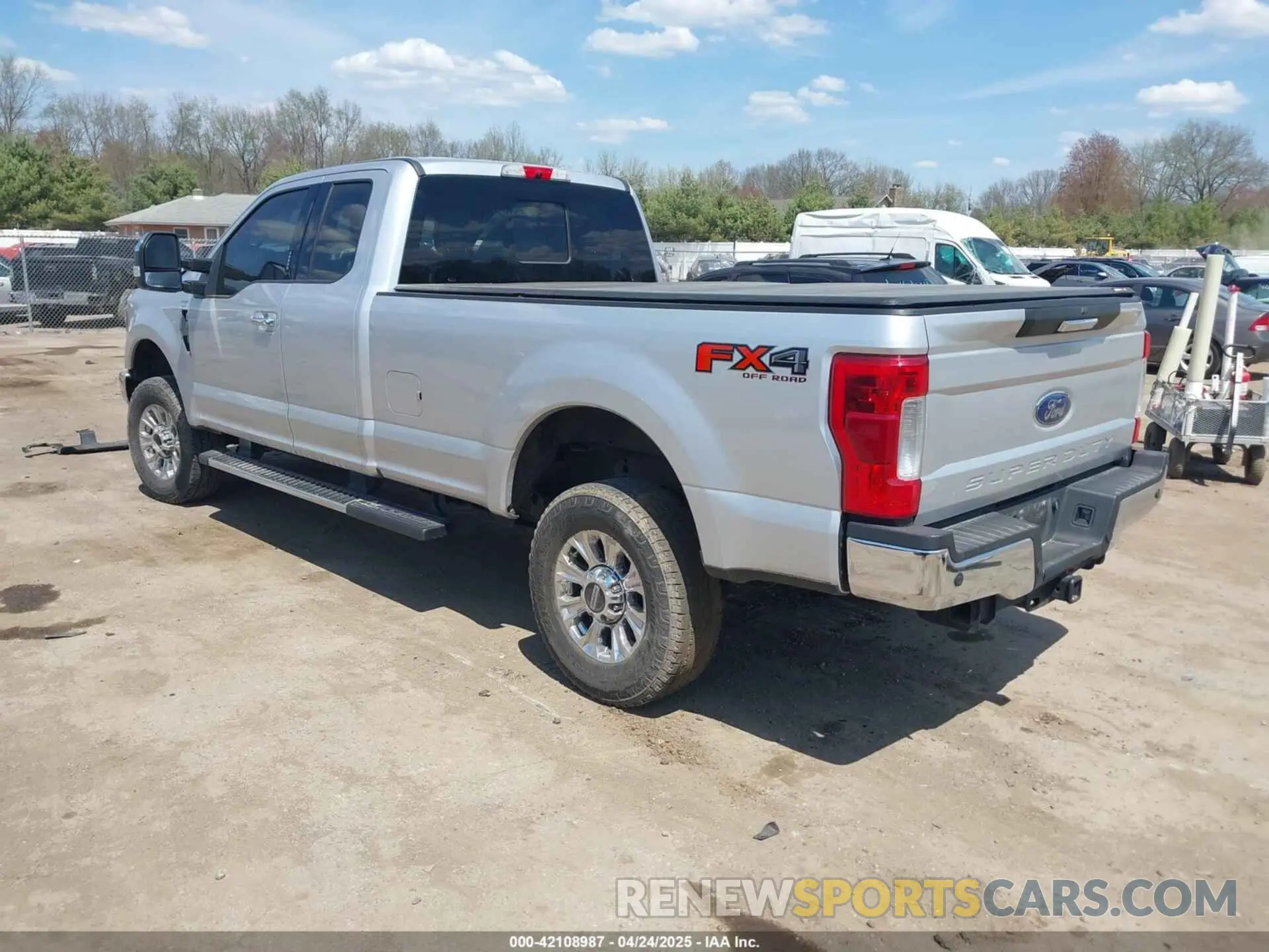 3 Photograph of a damaged car 1FT7X2B68KED62638 FORD F-250 2019