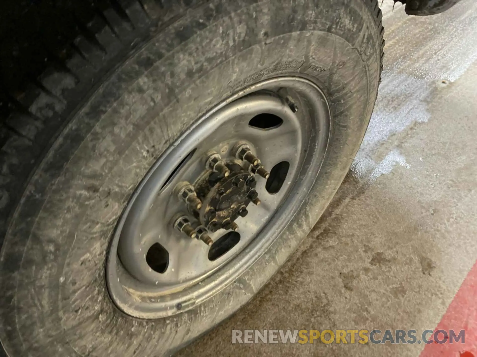 31 Photograph of a damaged car 1FT7X2B69KEC33338 FORD F-250 2019
