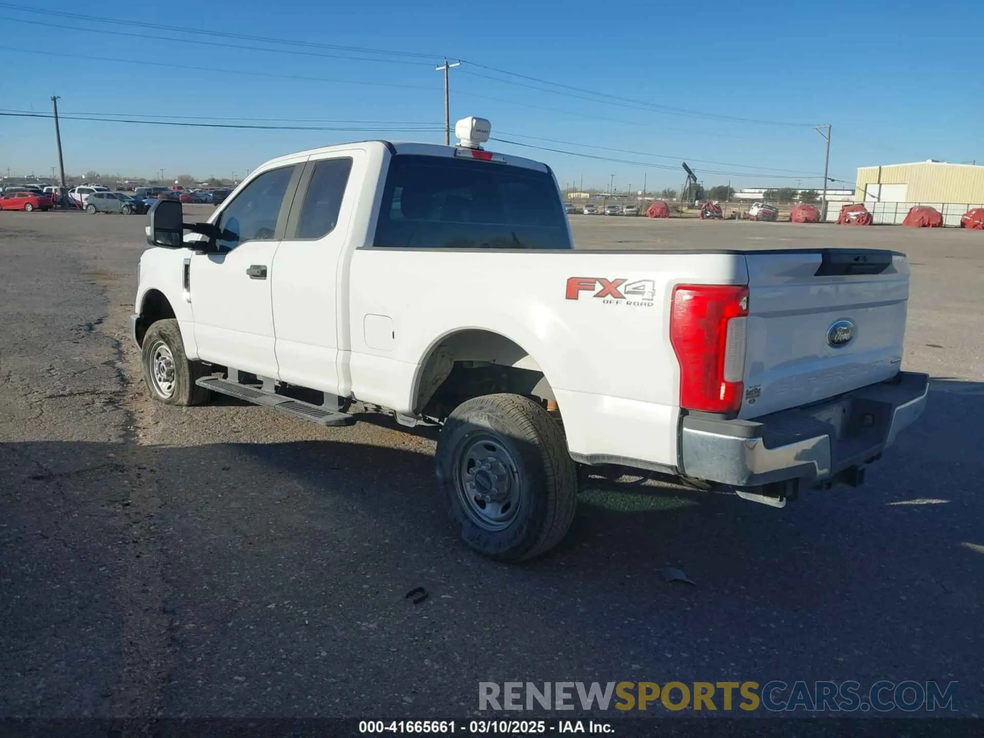 3 Photograph of a damaged car 1FT7X2B6XKEG54873 FORD F-250 2019