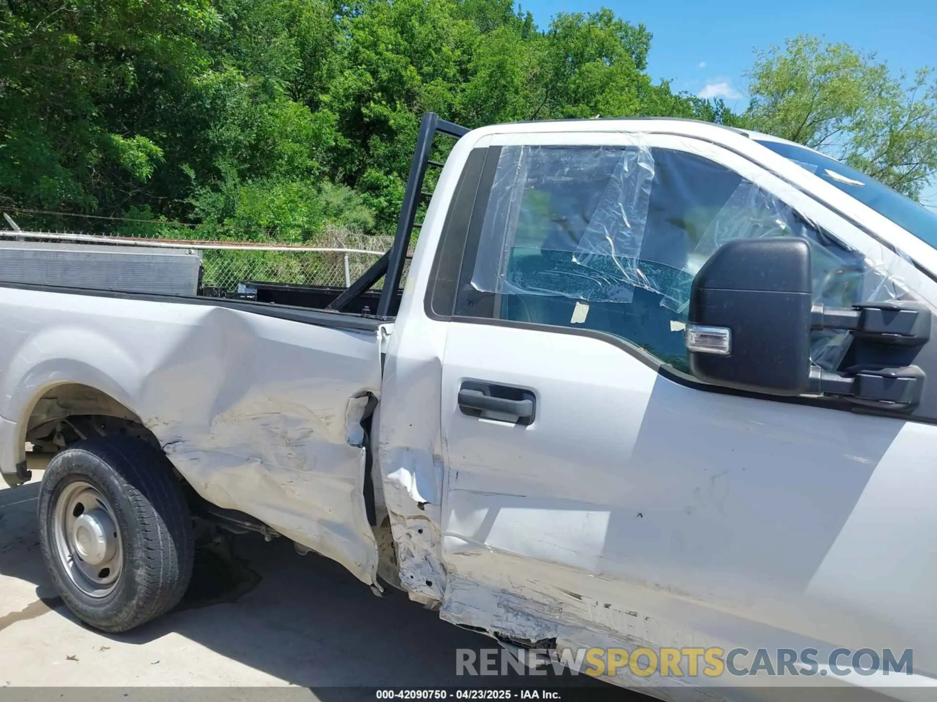 13 Фотография поврежденного автомобиля 1FTBF2A64KED15573 FORD F-250 2019