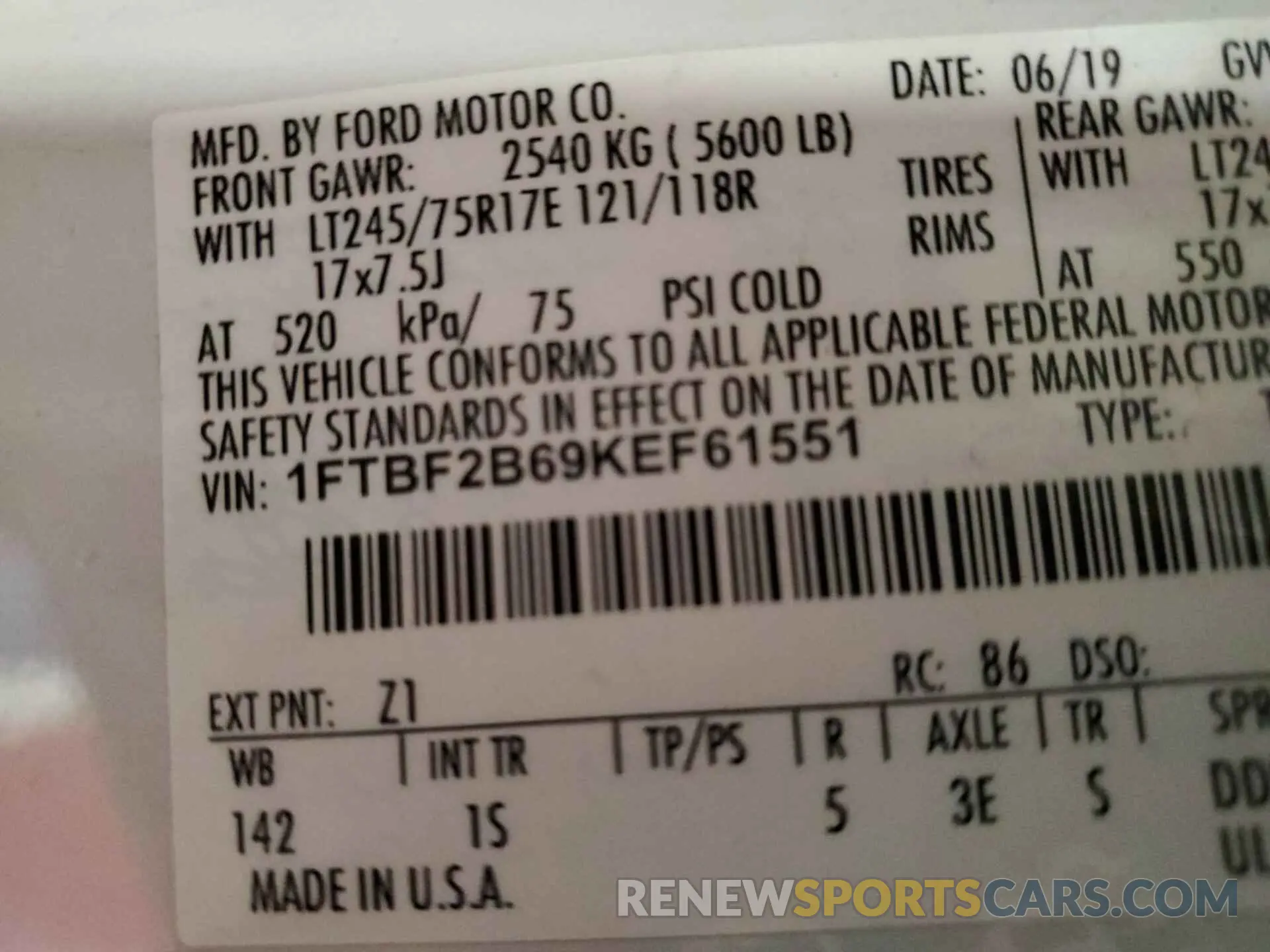 15 Photograph of a damaged car 1FTBF2B69KEF61551 FORD F-250 2019