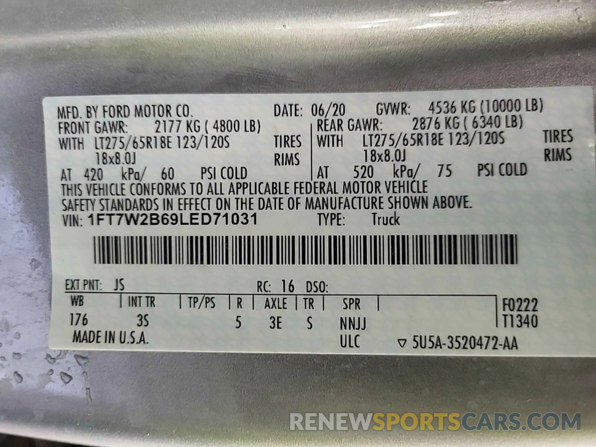13 Photograph of a damaged car 1FT7W2B69LED71031 FORD F-250 2020