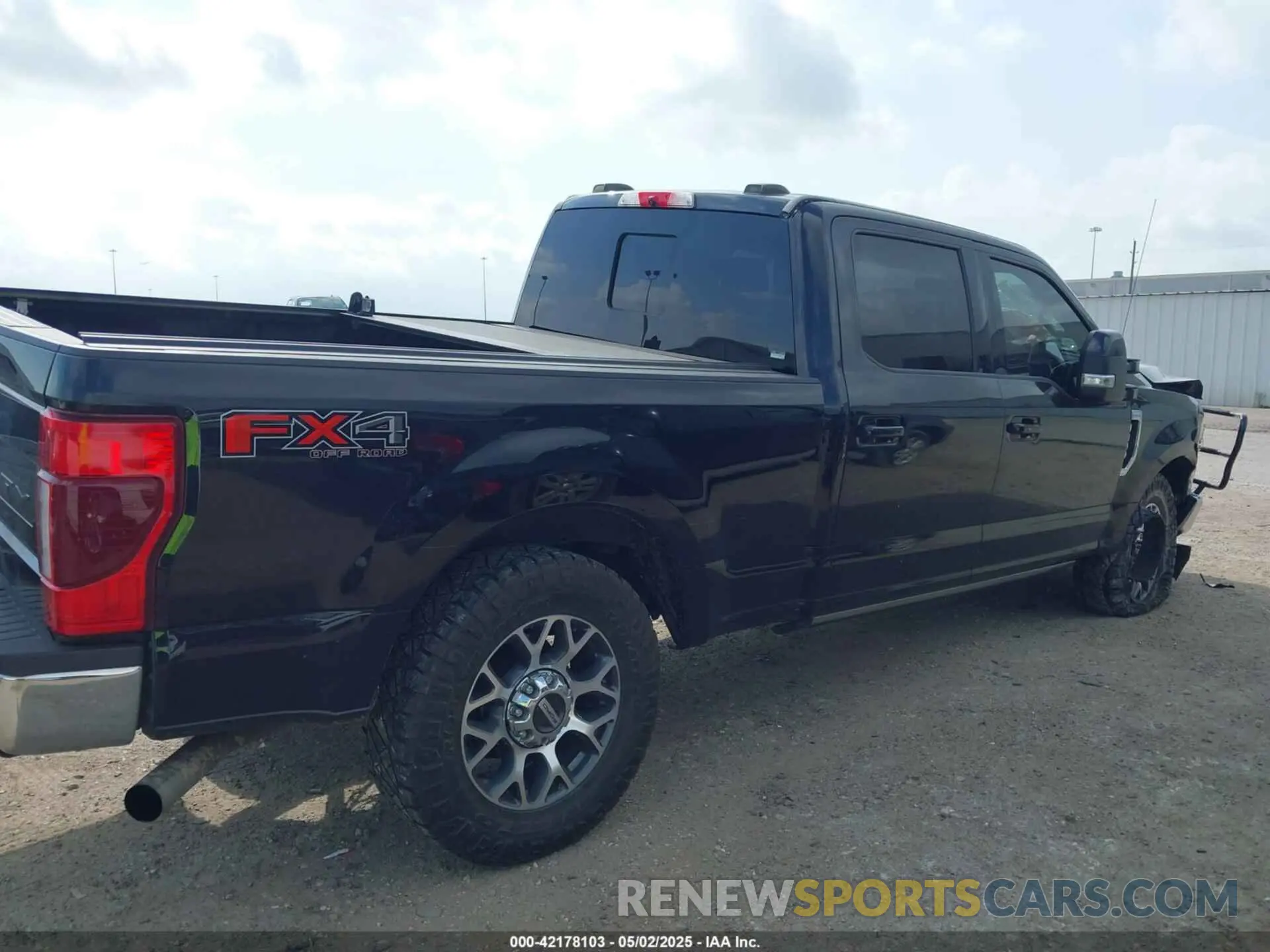 13 Фотография поврежденного автомобиля 1FT7W2BN1LEE18561 FORD F-250 2020