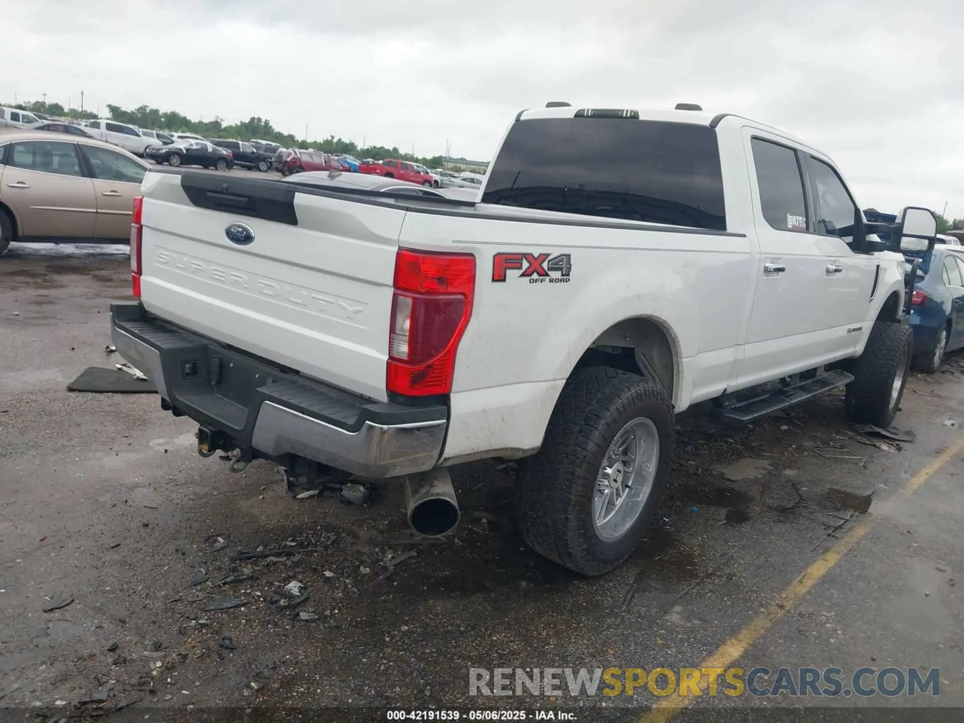 4 Photograph of a damaged car 1FT7W2BT2LED86170 FORD F-250 2020