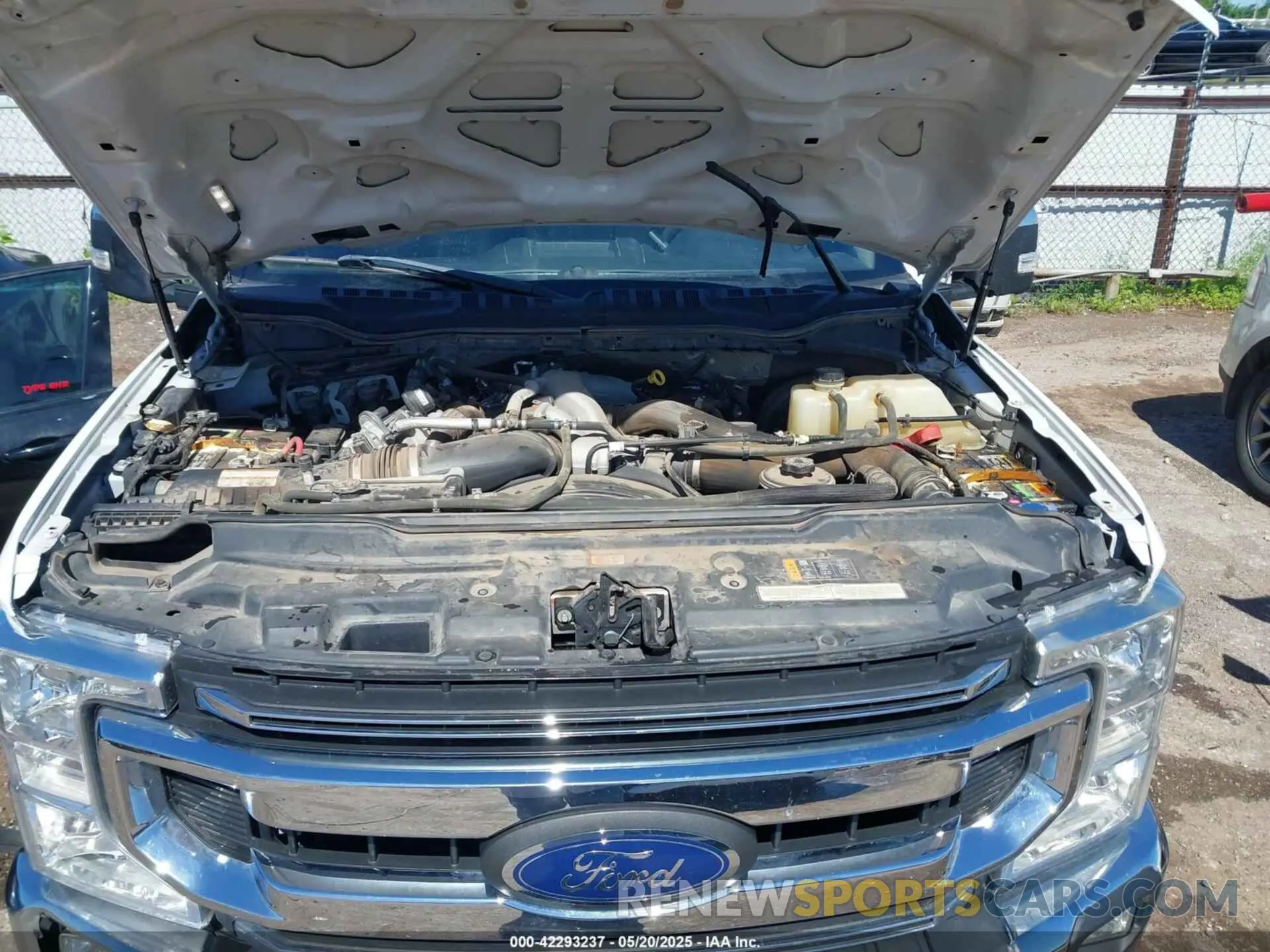 10 Photograph of a damaged car 1FT7W2BT5LEE18853 FORD F-250 2020