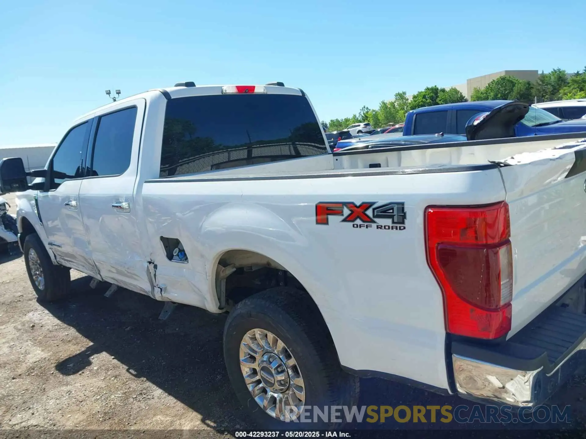 15 Photograph of a damaged car 1FT7W2BT5LEE18853 FORD F-250 2020