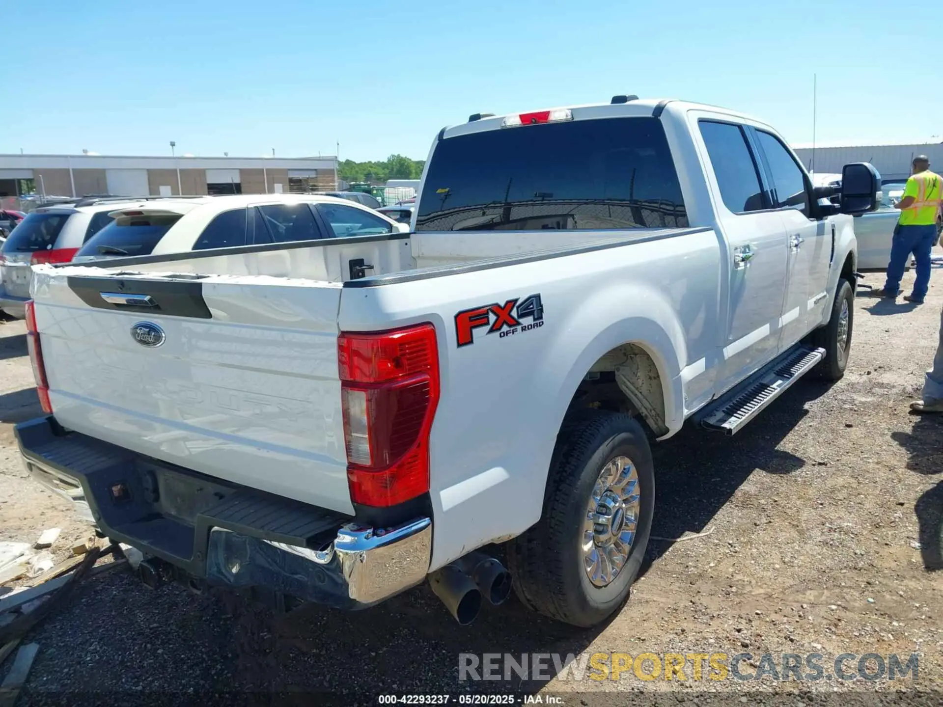 4 Photograph of a damaged car 1FT7W2BT5LEE18853 FORD F-250 2020