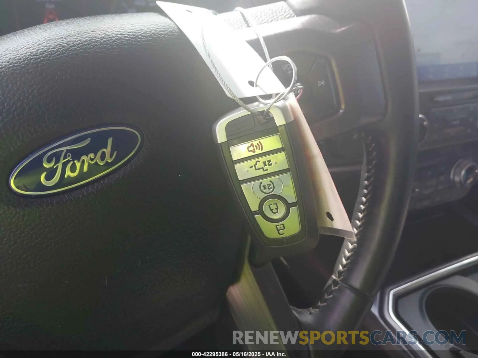 11 Photograph of a damaged car 1FT7W2BT8LED48572 FORD F-250 2020