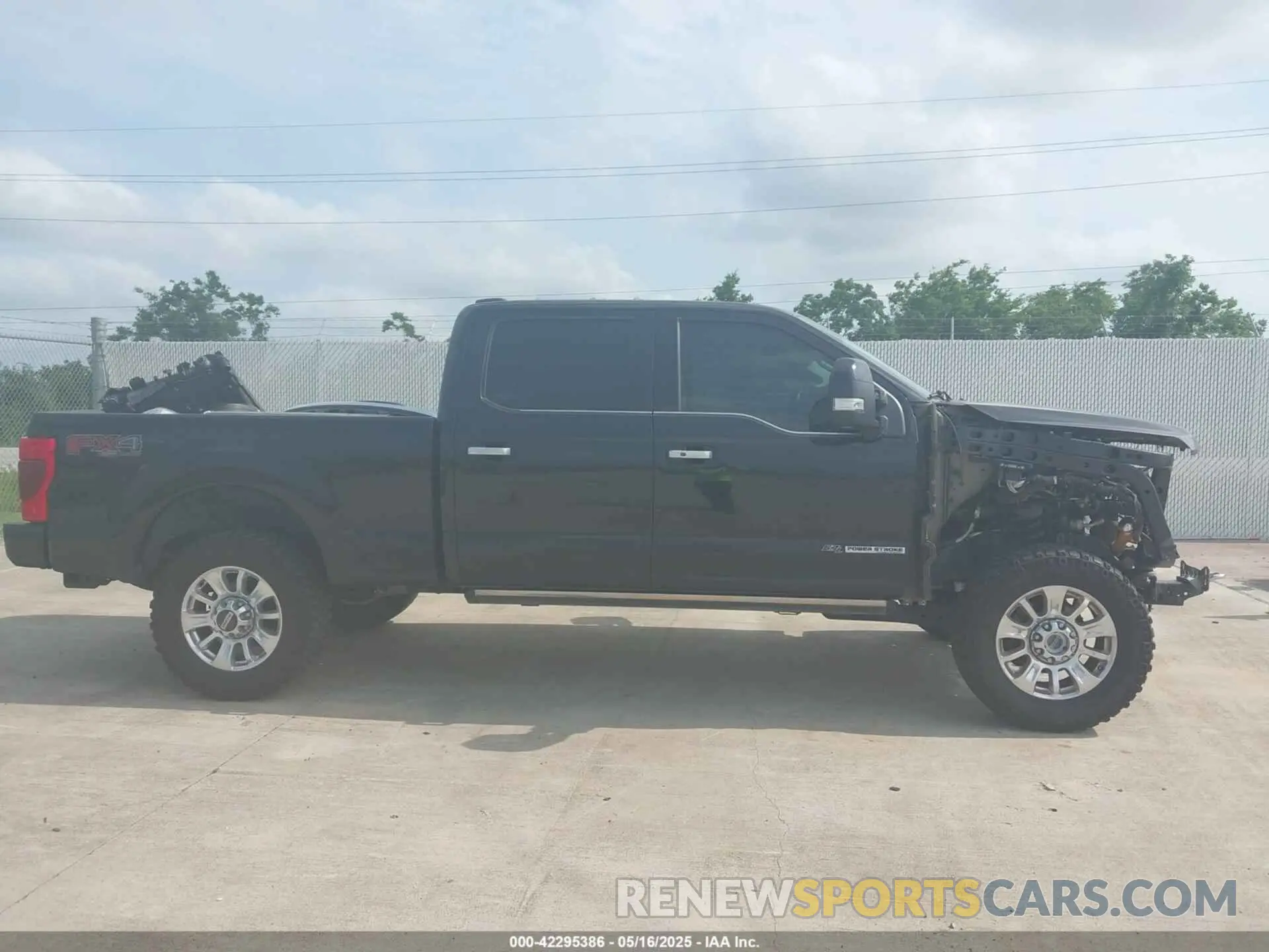 13 Photograph of a damaged car 1FT7W2BT8LED48572 FORD F-250 2020