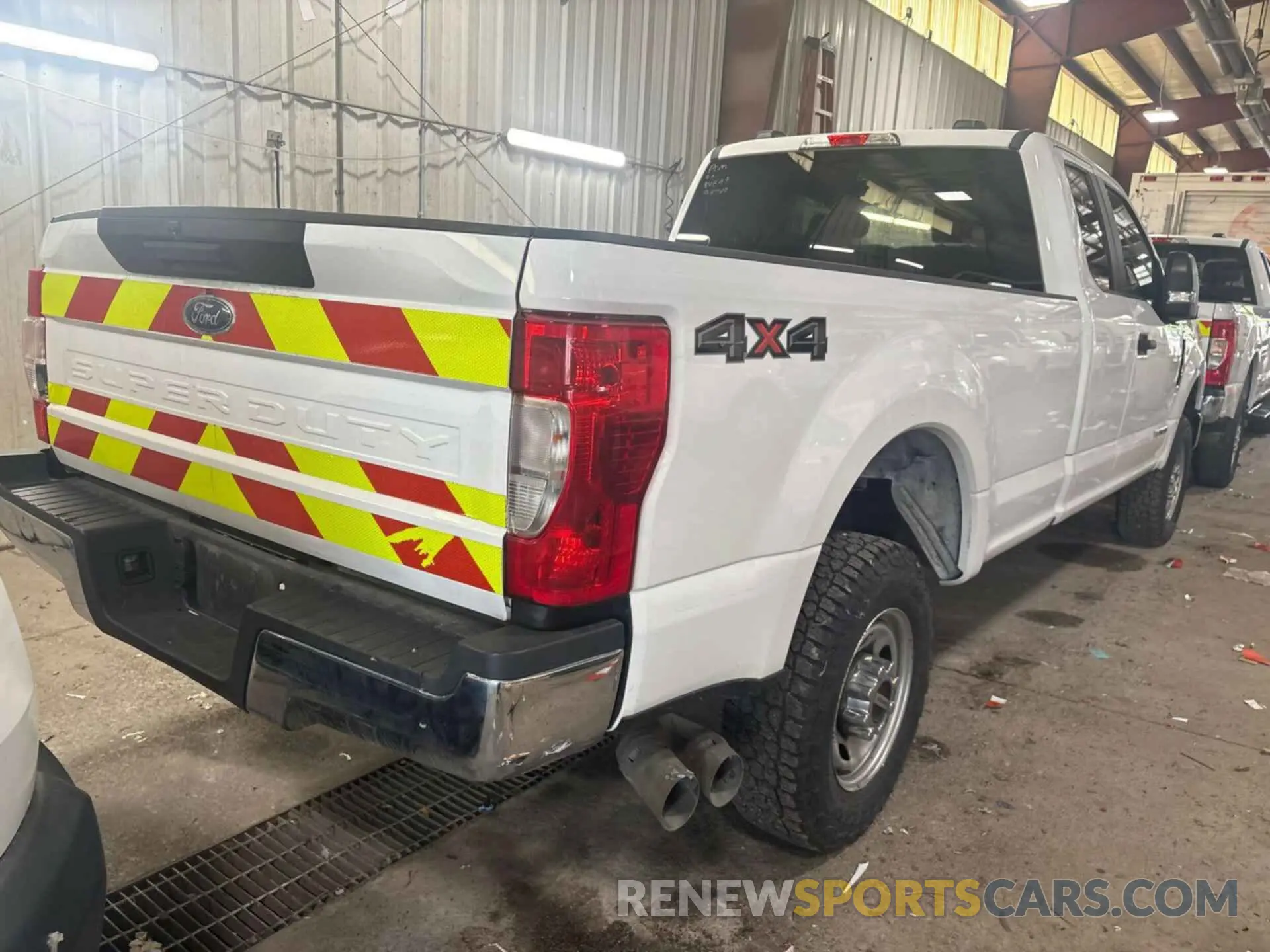 7 Photograph of a damaged car 1FT7X2BT9LEE50475 FORD F-250 2020