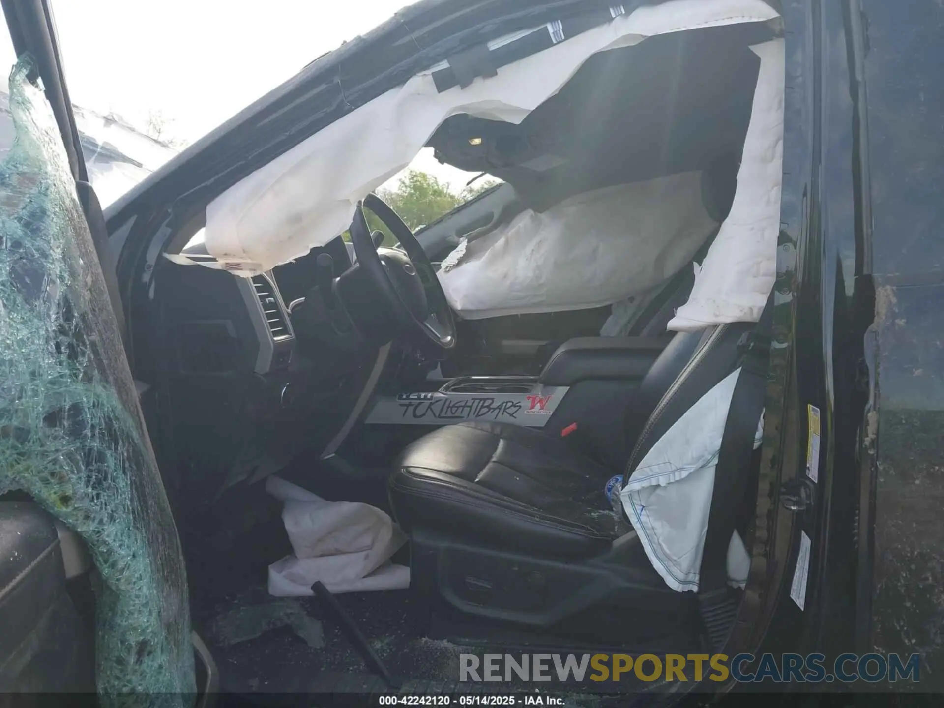 5 Photograph of a damaged car 1FT8W2BT0LEE94159 FORD F-250 2020