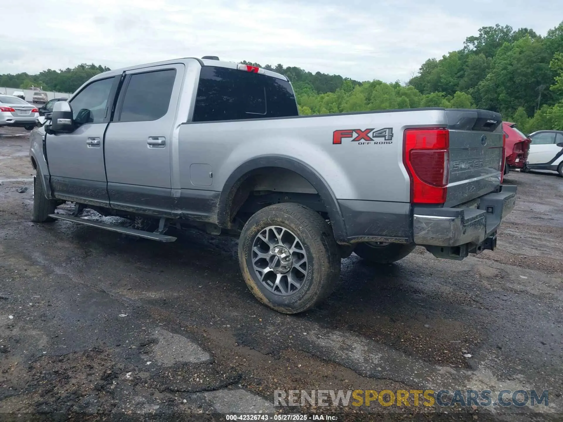 3 Photograph of a damaged car 1FT8W2BT7LEE57027 FORD F-250 2020