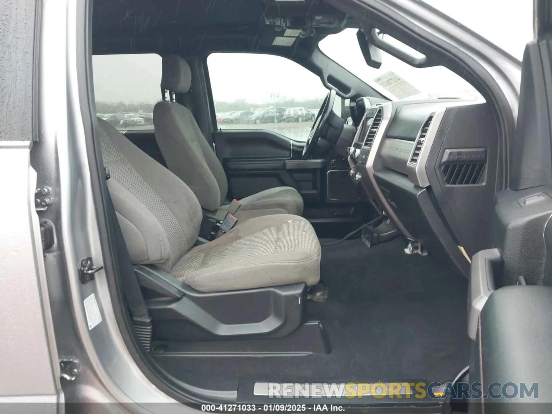 6 Photograph of a damaged car 1FT8W2BT8LEE71602 FORD F-250 2020