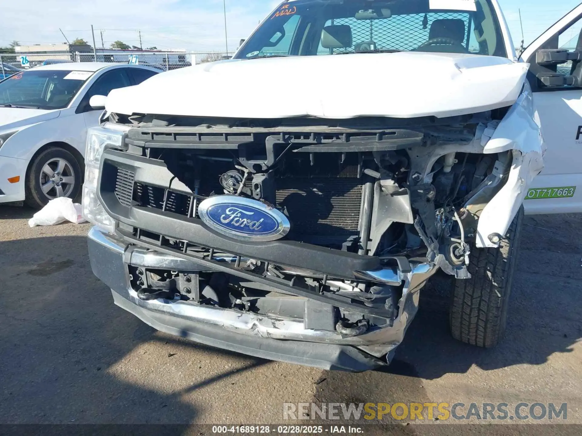 6 Photograph of a damaged car 1FTBF2A6XLED17362 FORD F-250 2020
