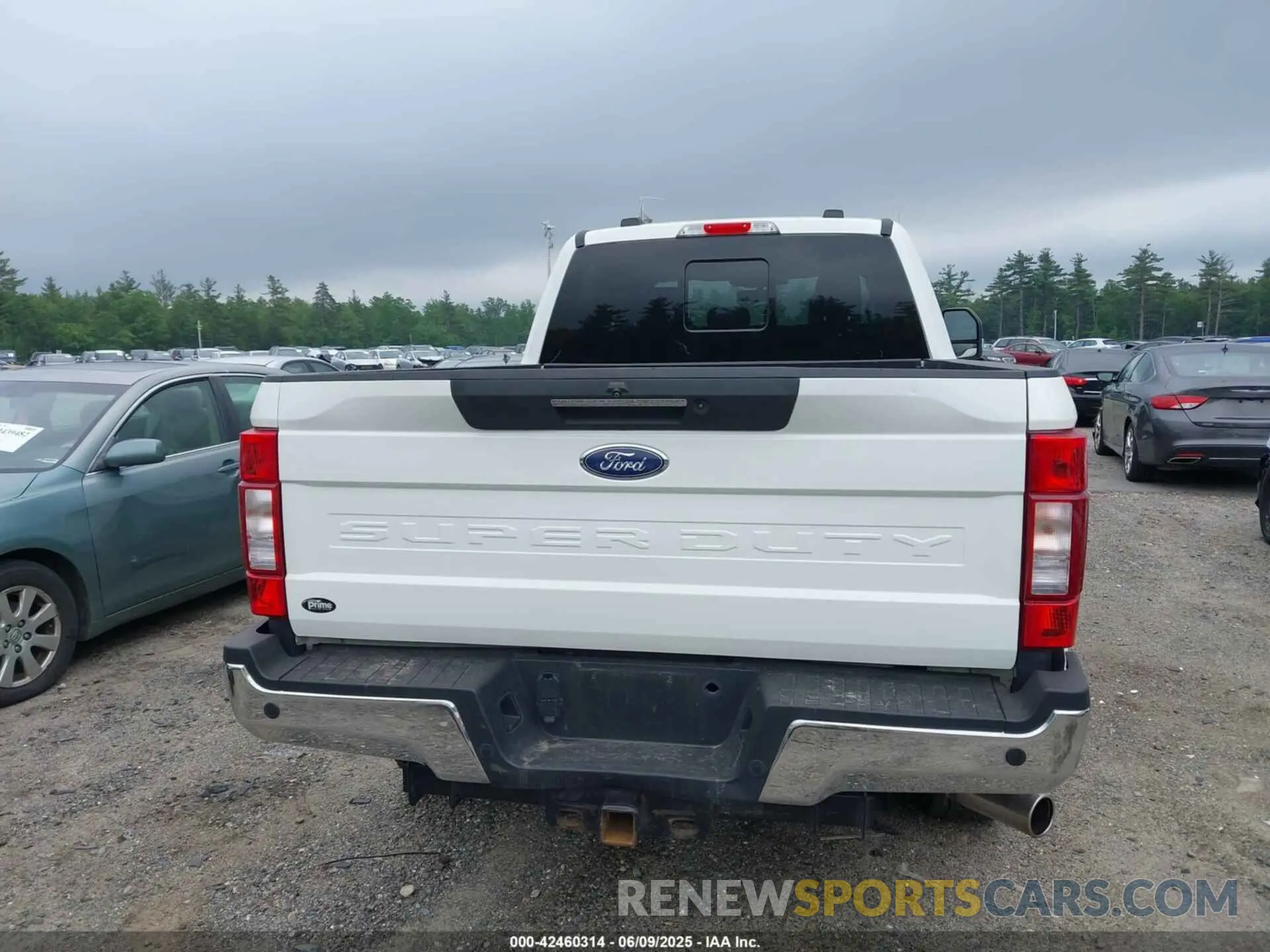 16 Photograph of a damaged car 1FT7W2BN0MED65191 FORD F-250 2021