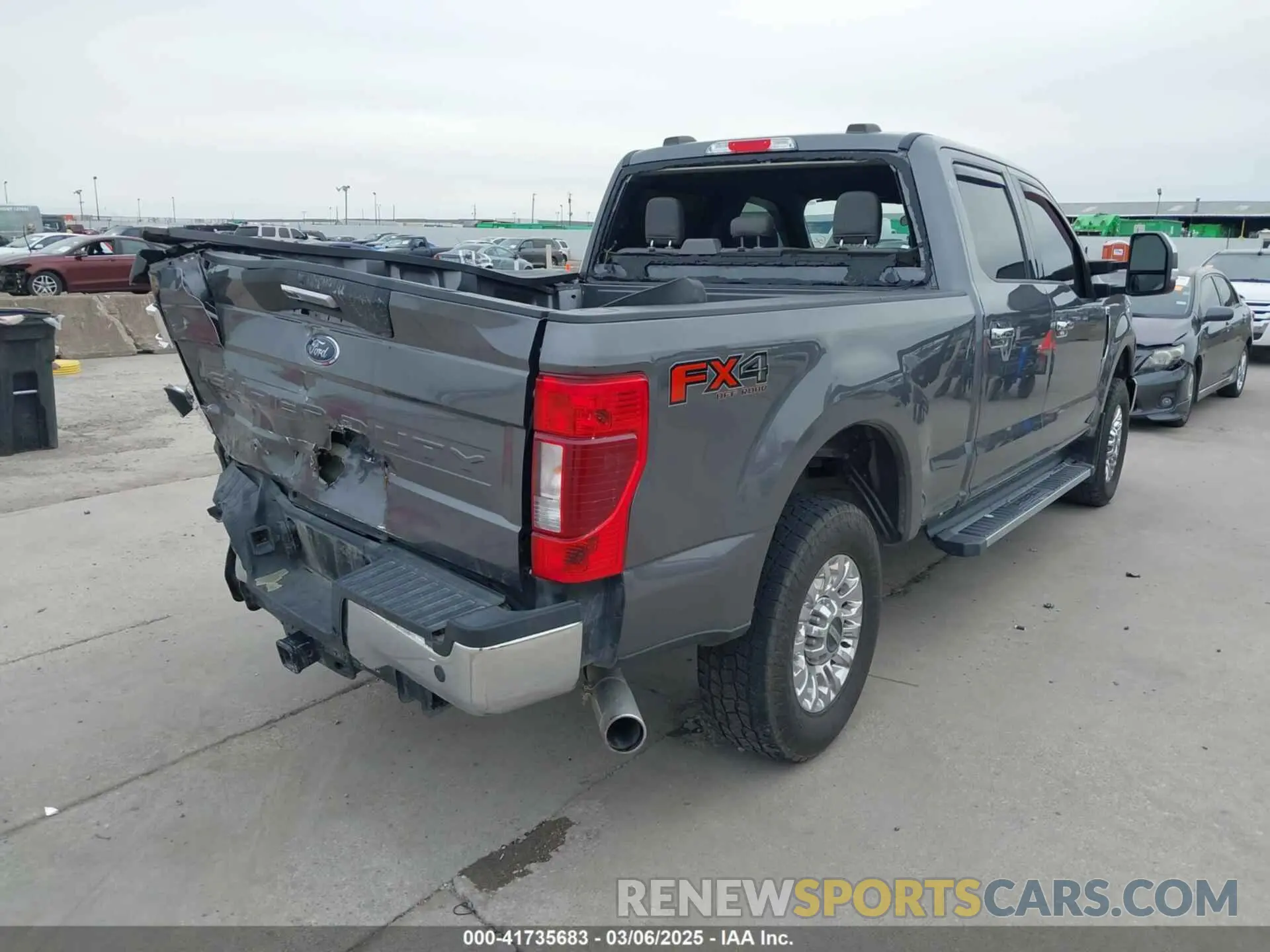 4 Photograph of a damaged car 1FT7W2BN1MEC37686 FORD F-250 2021