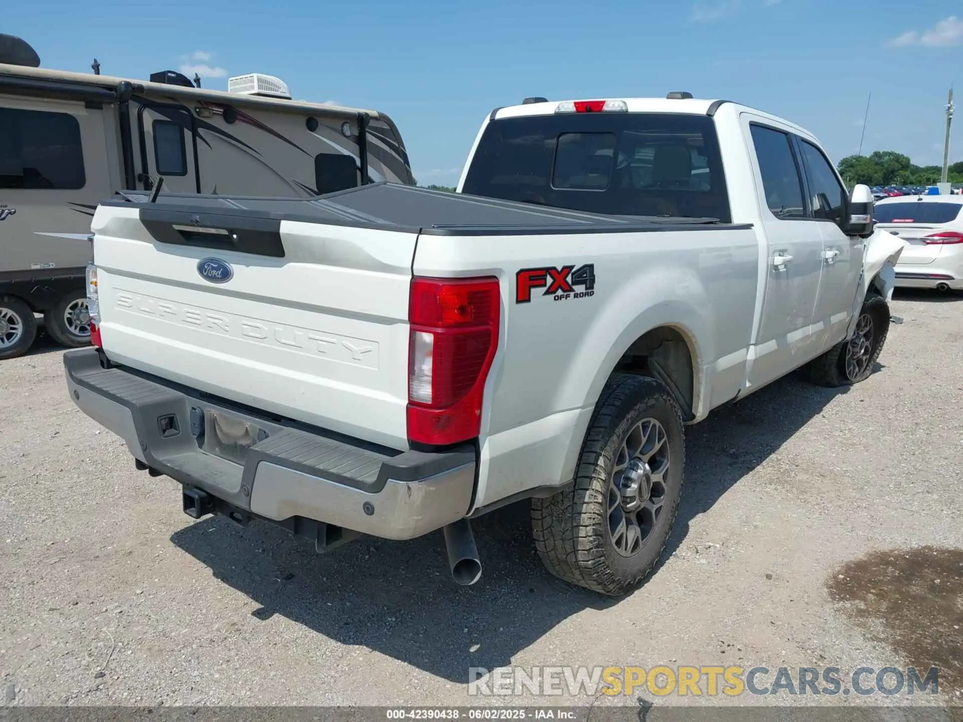 4 Photograph of a damaged car 1FT7W2BN1MEC88704 FORD F-250 2021
