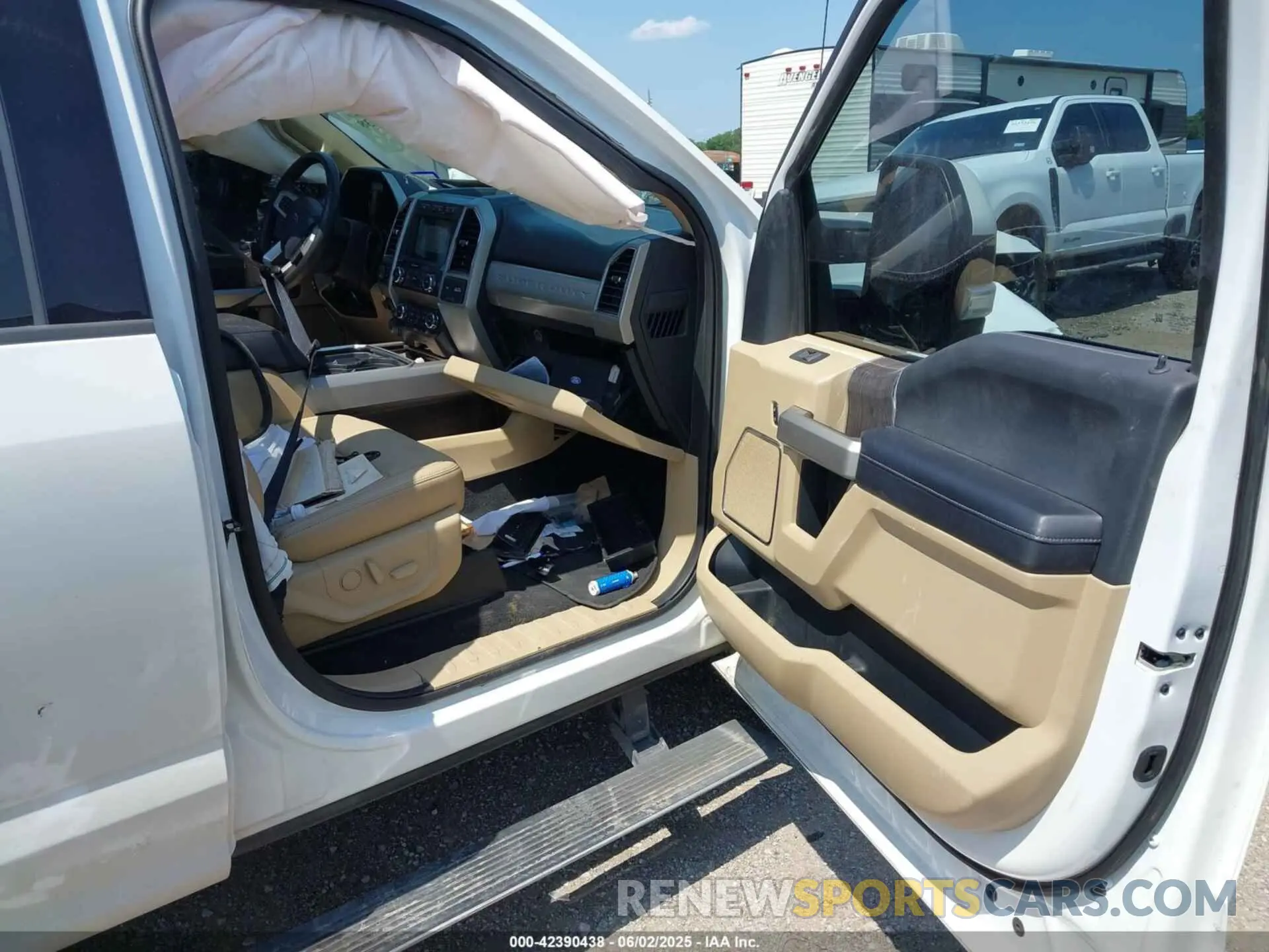 5 Photograph of a damaged car 1FT7W2BN1MEC88704 FORD F-250 2021
